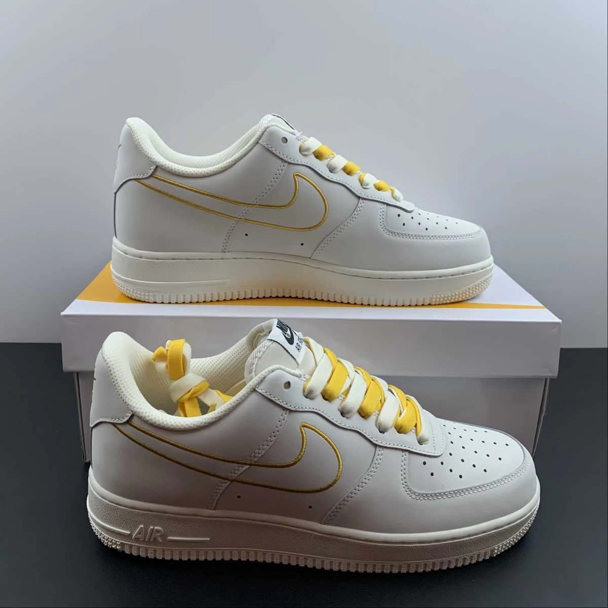 Air Force 1 07 Low Rice White Yellow CL6326-168 Soft Movement Training Light