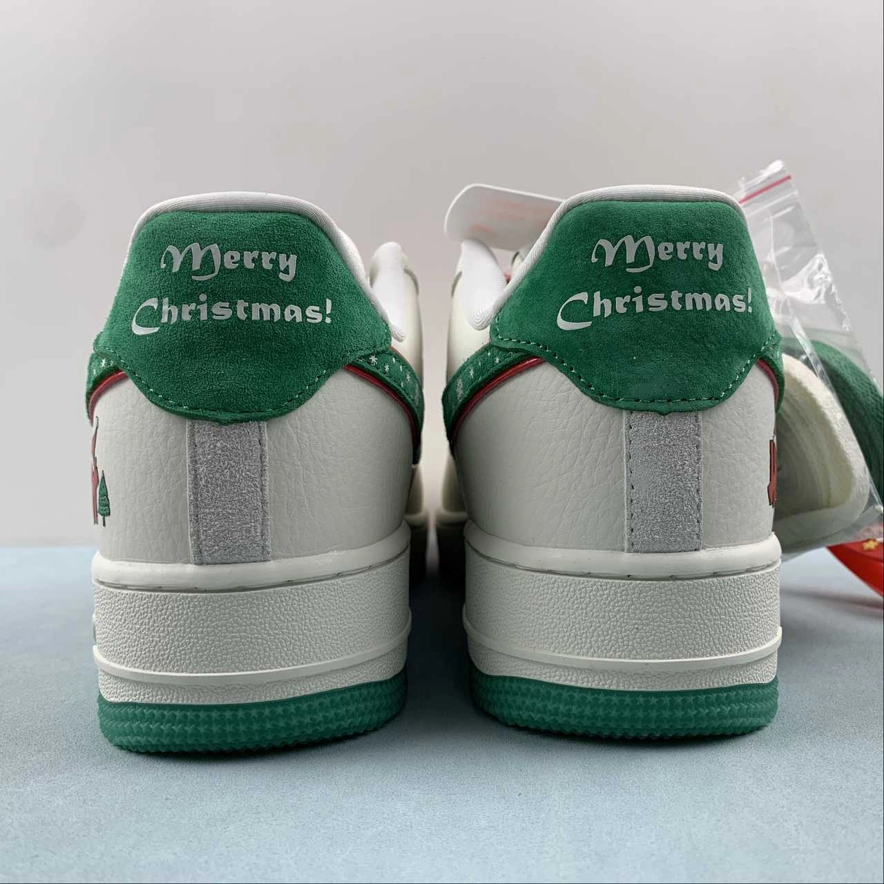 Undefeated x Air Force 1 07 Low Merry Christmas Red Green DH6239-839 Indoor style