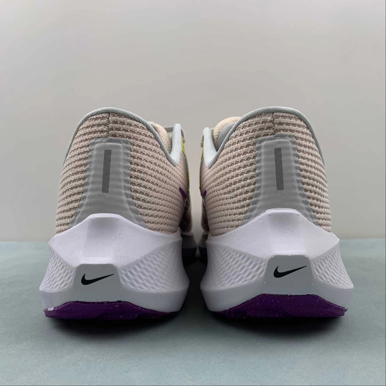 Air Zoom Pegasus 40 Guava Ice Amber Brown Photon Dust Vivid Purple DV3854-800 Shape memory foam increases long-term support