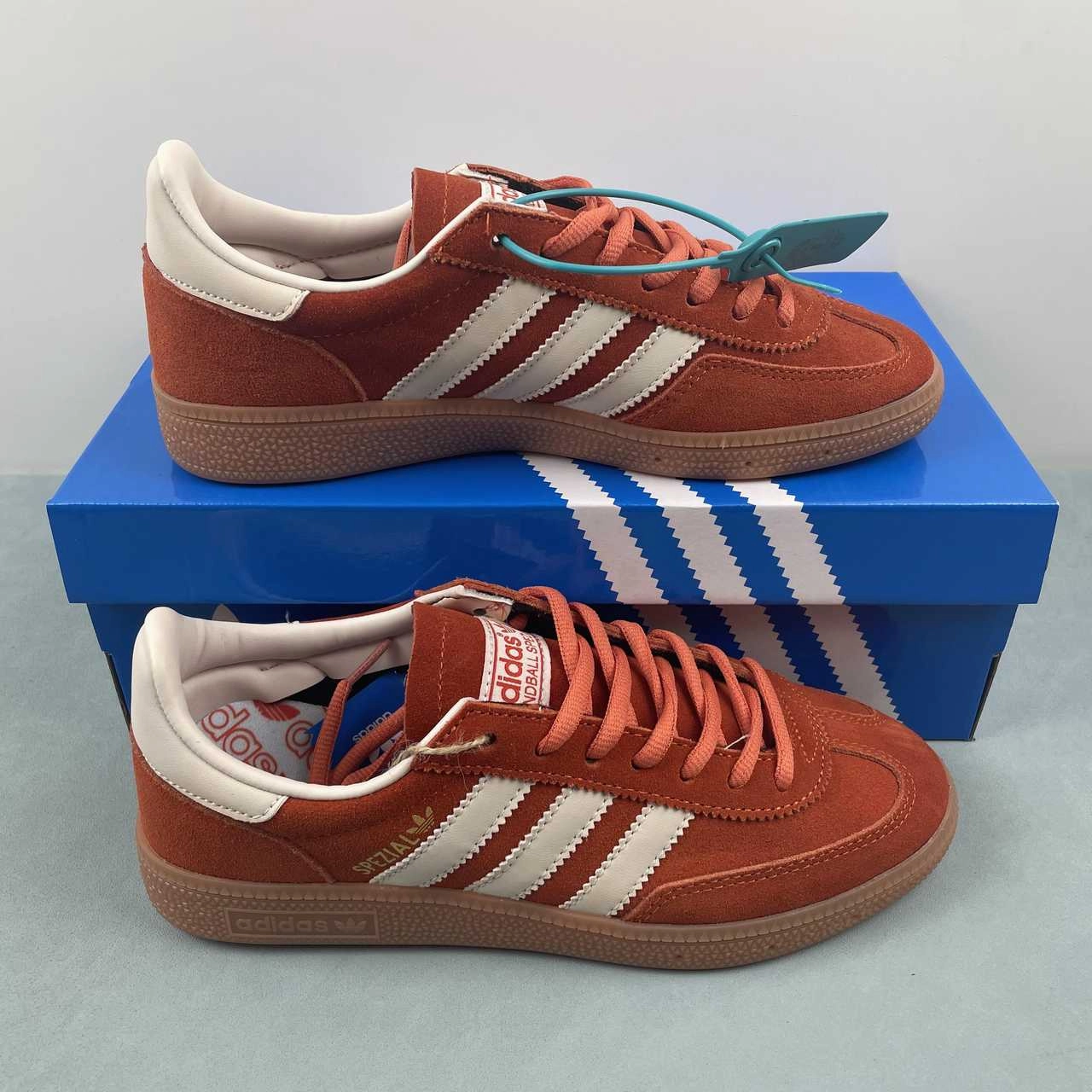 running for mental clarity Storable Adidas Handball Spezial Aged Red IG6191