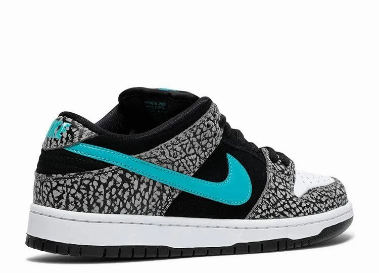 urban vibe Nike SB Dunk Low Atmos Elephant