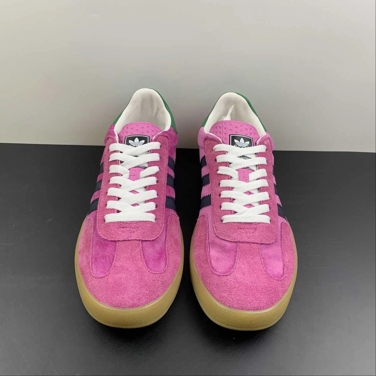 running shoes for long - distance runners lightweight upper running shoes Adidas x Gucci Gazelle Pink