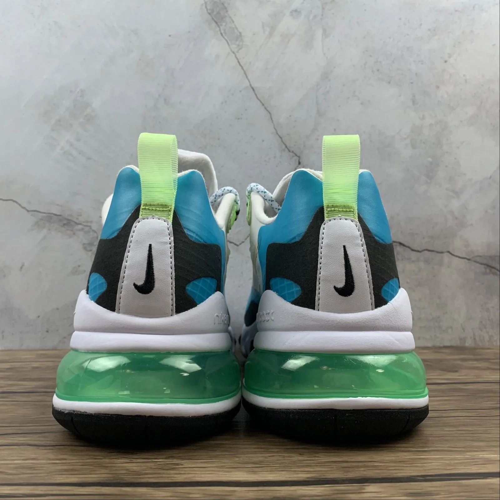Air Max 270 React SE Oracle Aqua Black-Ghost Green CT1265-300 running form improvement female athlete shoes