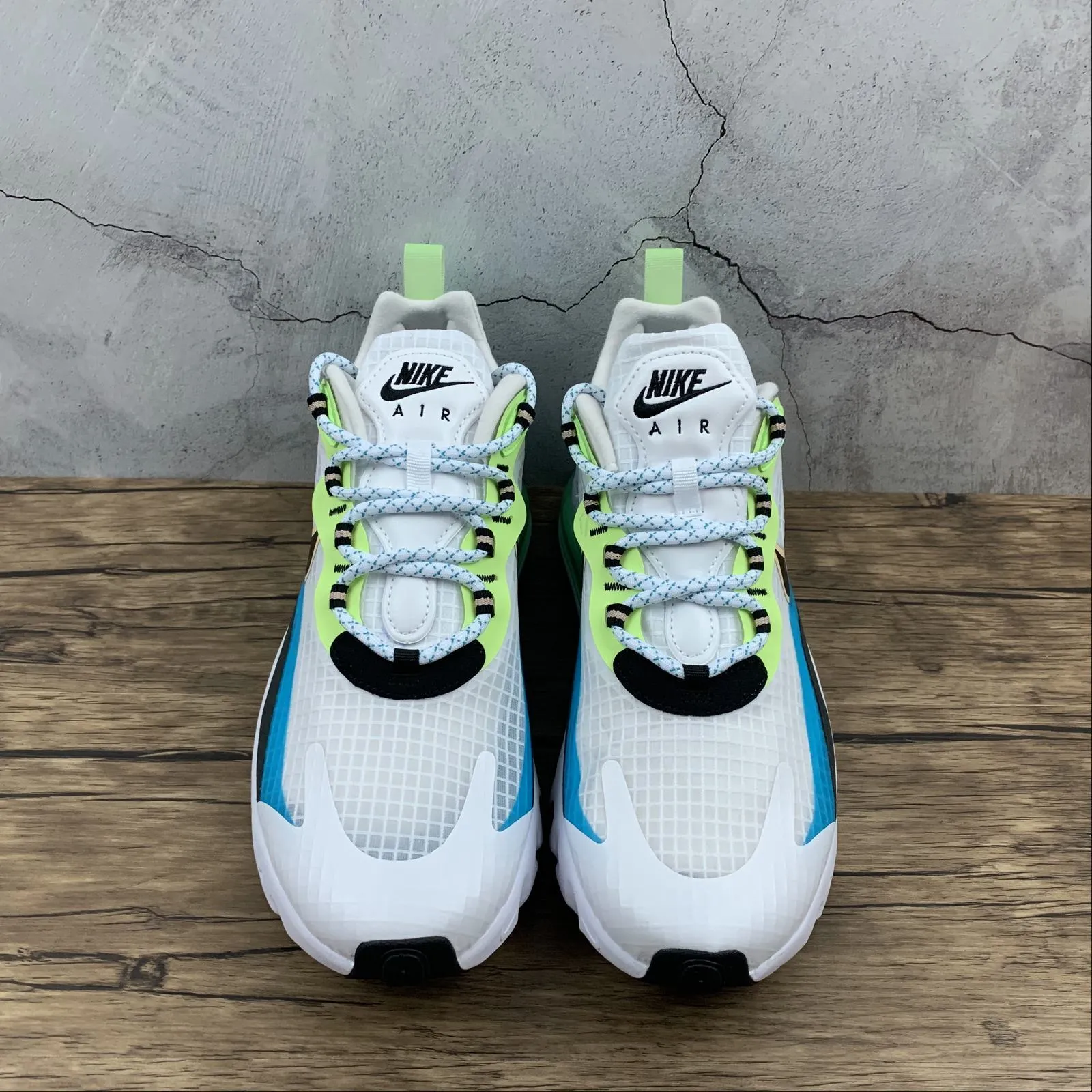 Air Max 270 React SE Oracle Aqua Black-Ghost Green CT1265-300 Warmup Session night - visibility shoes