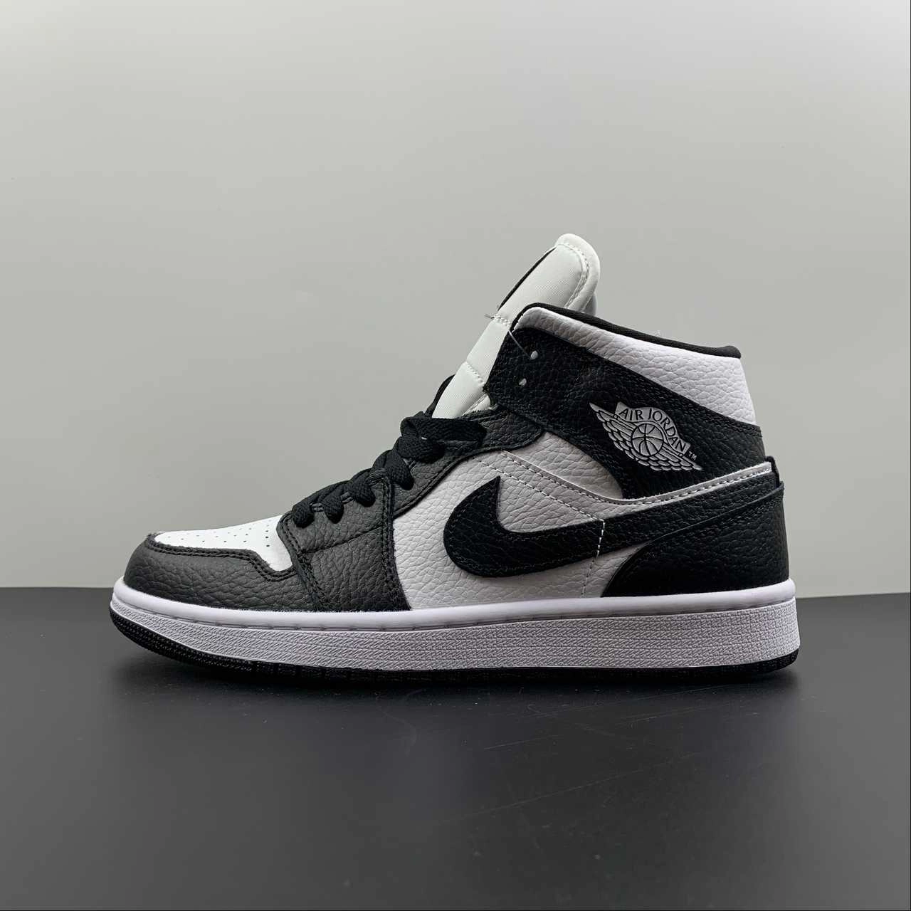 Padded look Air Jordan 1 Mid SE White Black-White