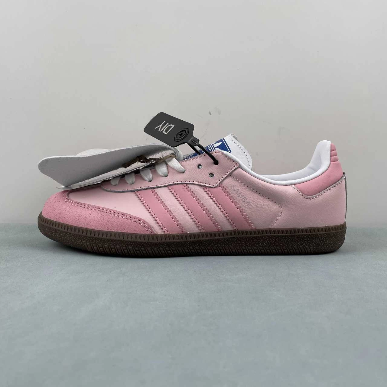 Weather resistant Adidas Samba OG Pink Retro Classic Lightweight Ablooding Peach Princess IG1024TL