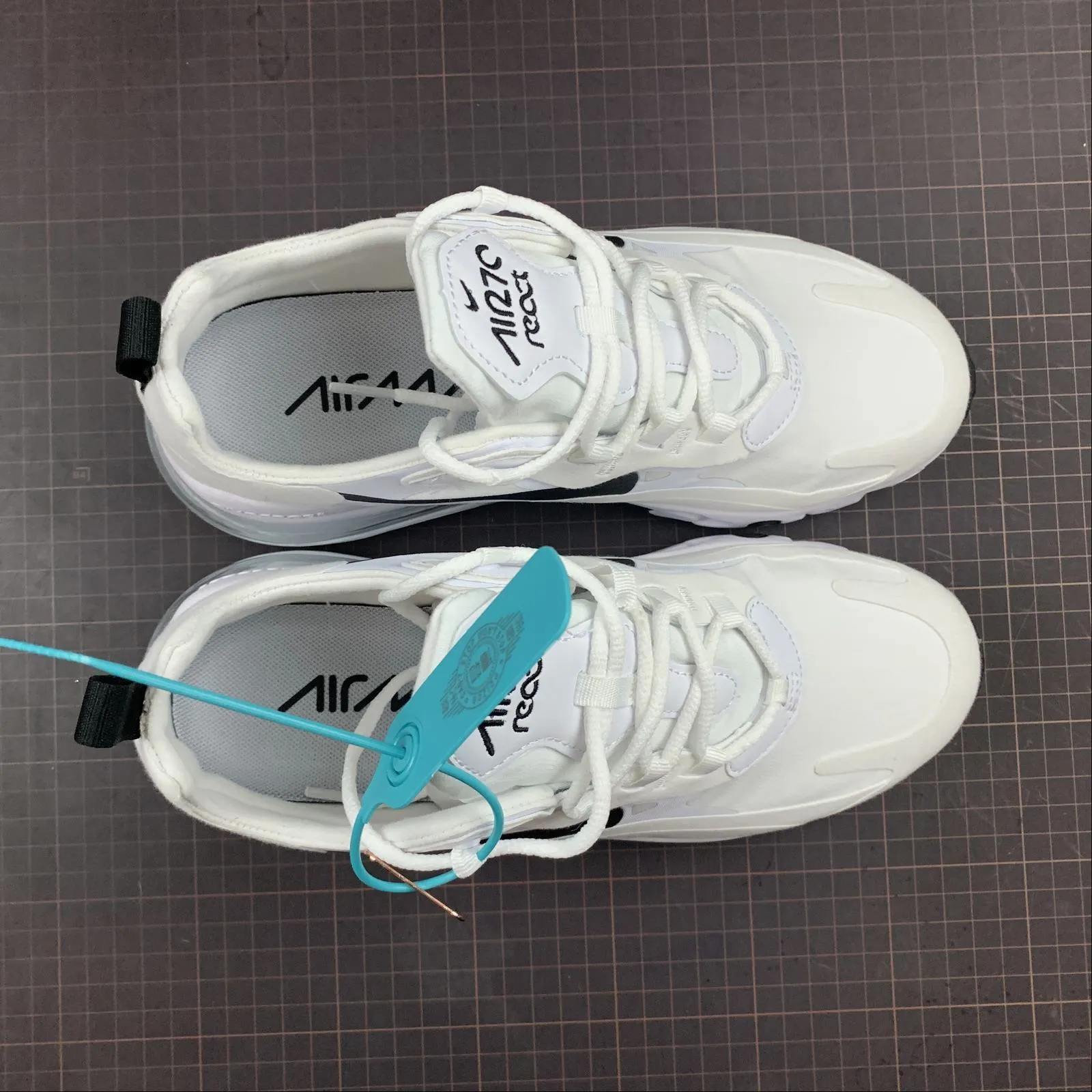 enjoyable run Air Max 270 React White Black CI3899-101