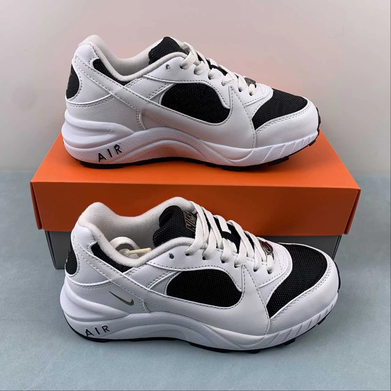 Air Grudge 95 White Black 102026-411 wide - fit option