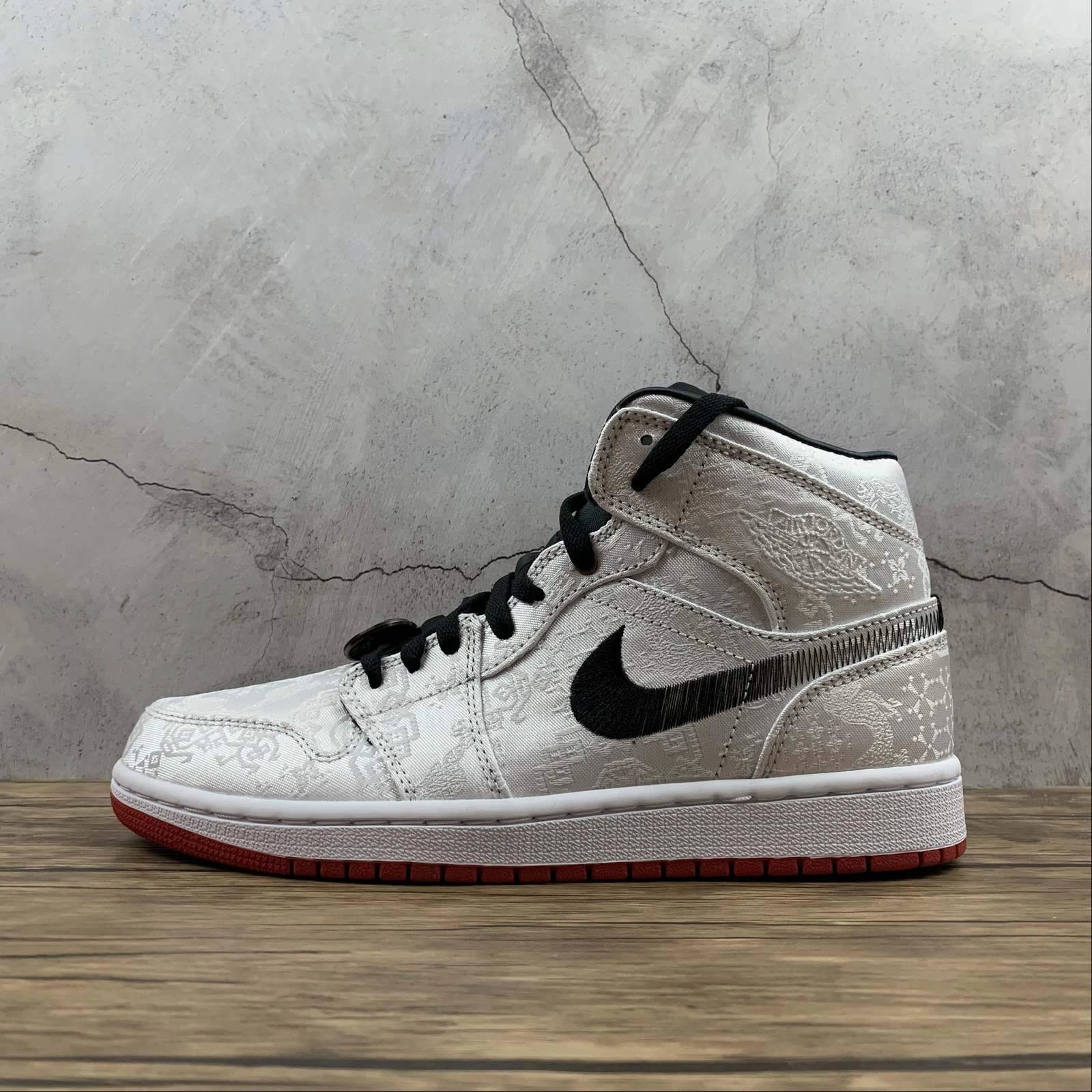 Velcro fastening Air Jordan 1 Mid BY EDISON CHEN