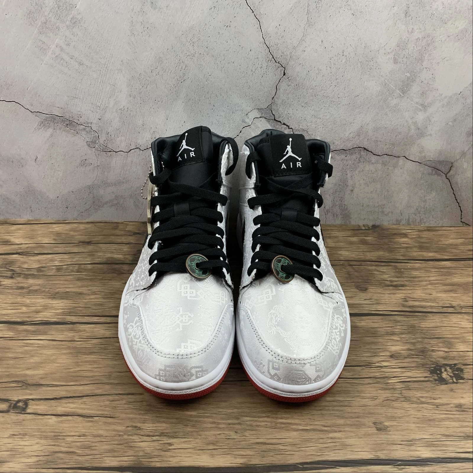 Everyday Classic Air Jordan 1 Mid BY EDISON CHEN