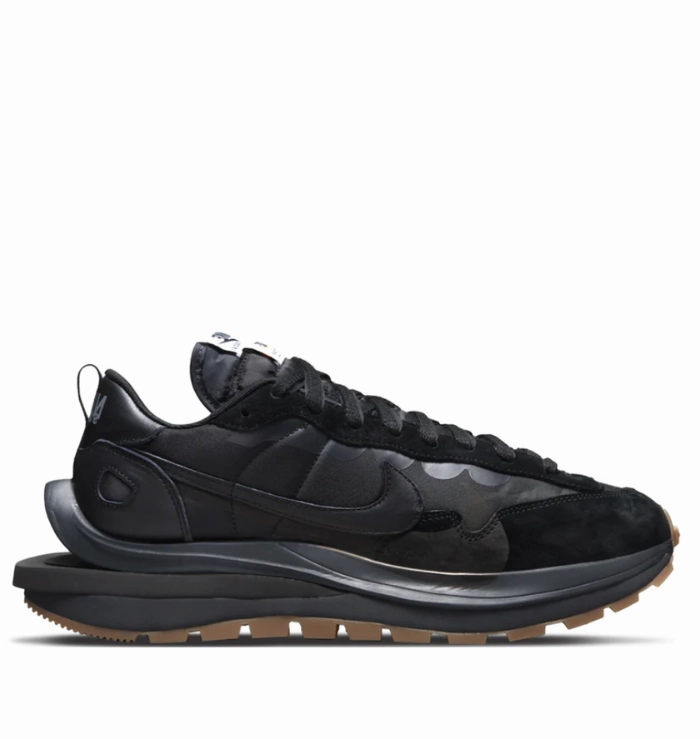 Nike Vaporwaffle x Sacai Black Gum Smooth interior