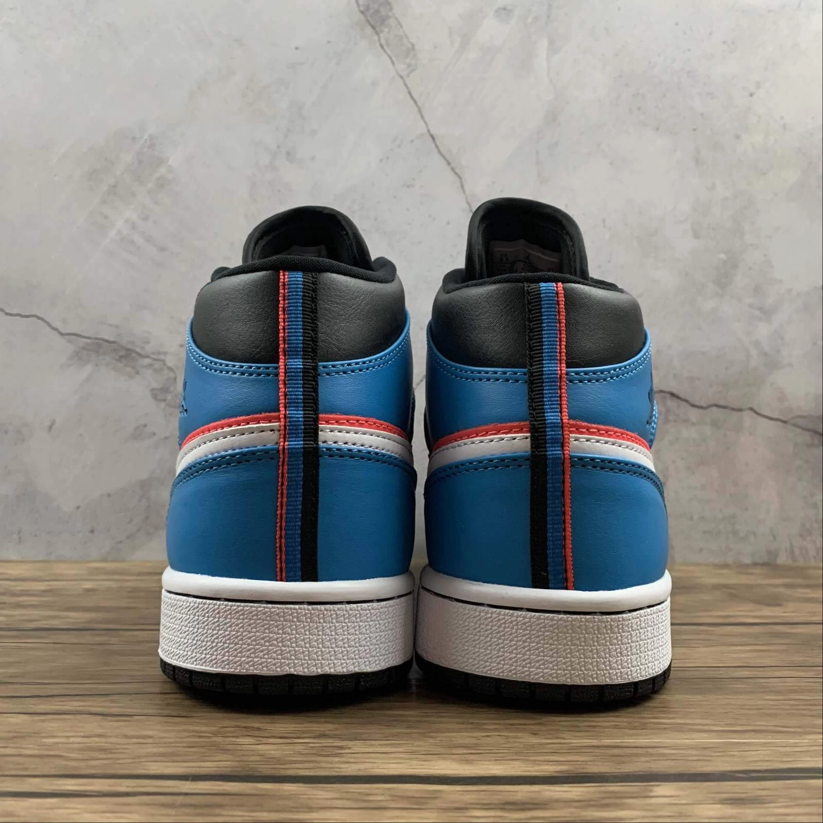 Breathable Liner Hyper bounce Air Jordan 1 Mid Game Time Black White-Blue Orbit CU5276-001