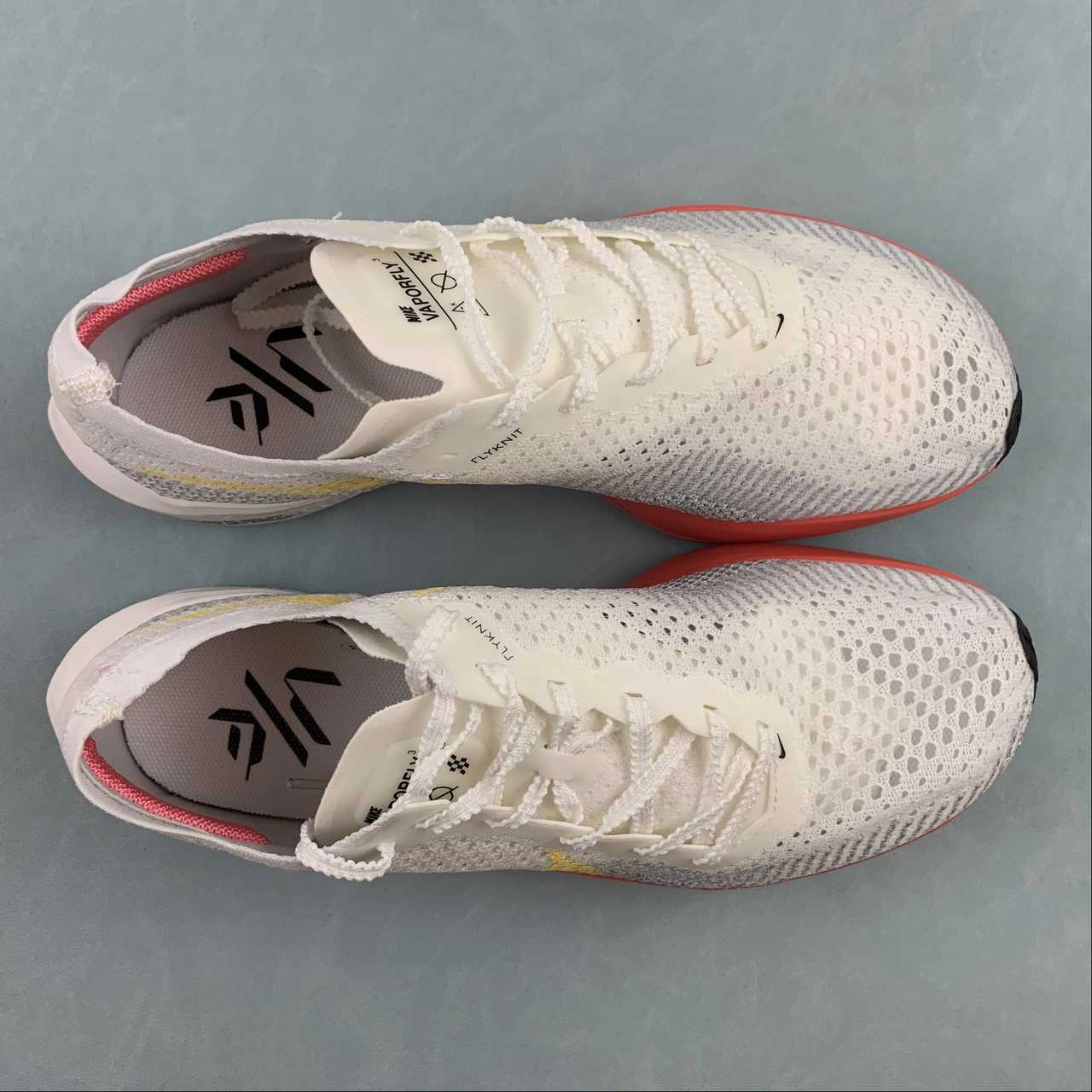 Air ZoomX Vaporfly Next 3 White Orange Red Yellow DX7957-118 Fitness Friendly Uppers conform to foot shape without collapsing