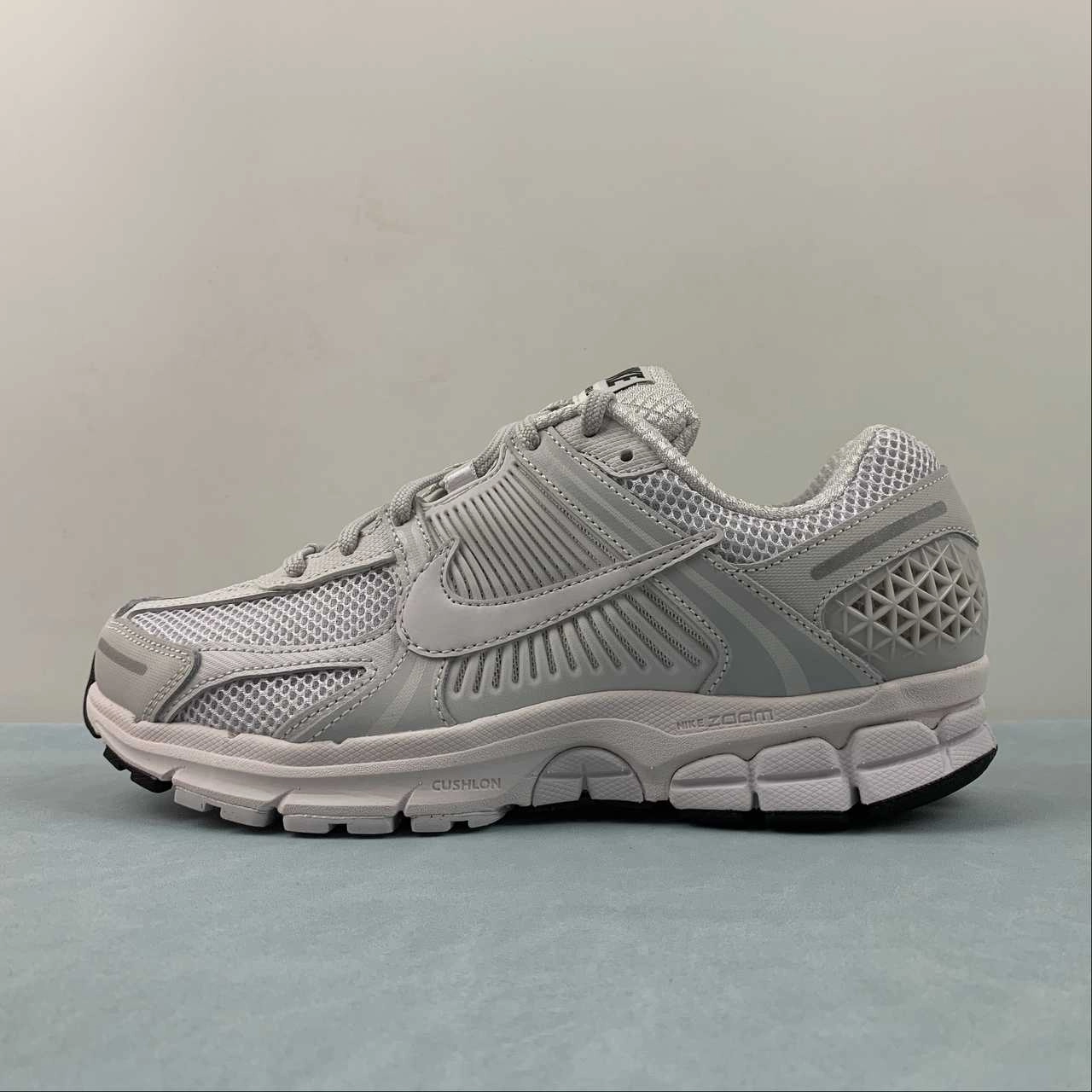 Zoom Vomero 5 Vast Grey Black BV1358-001 Heel structure stabilizes landings and push-offs