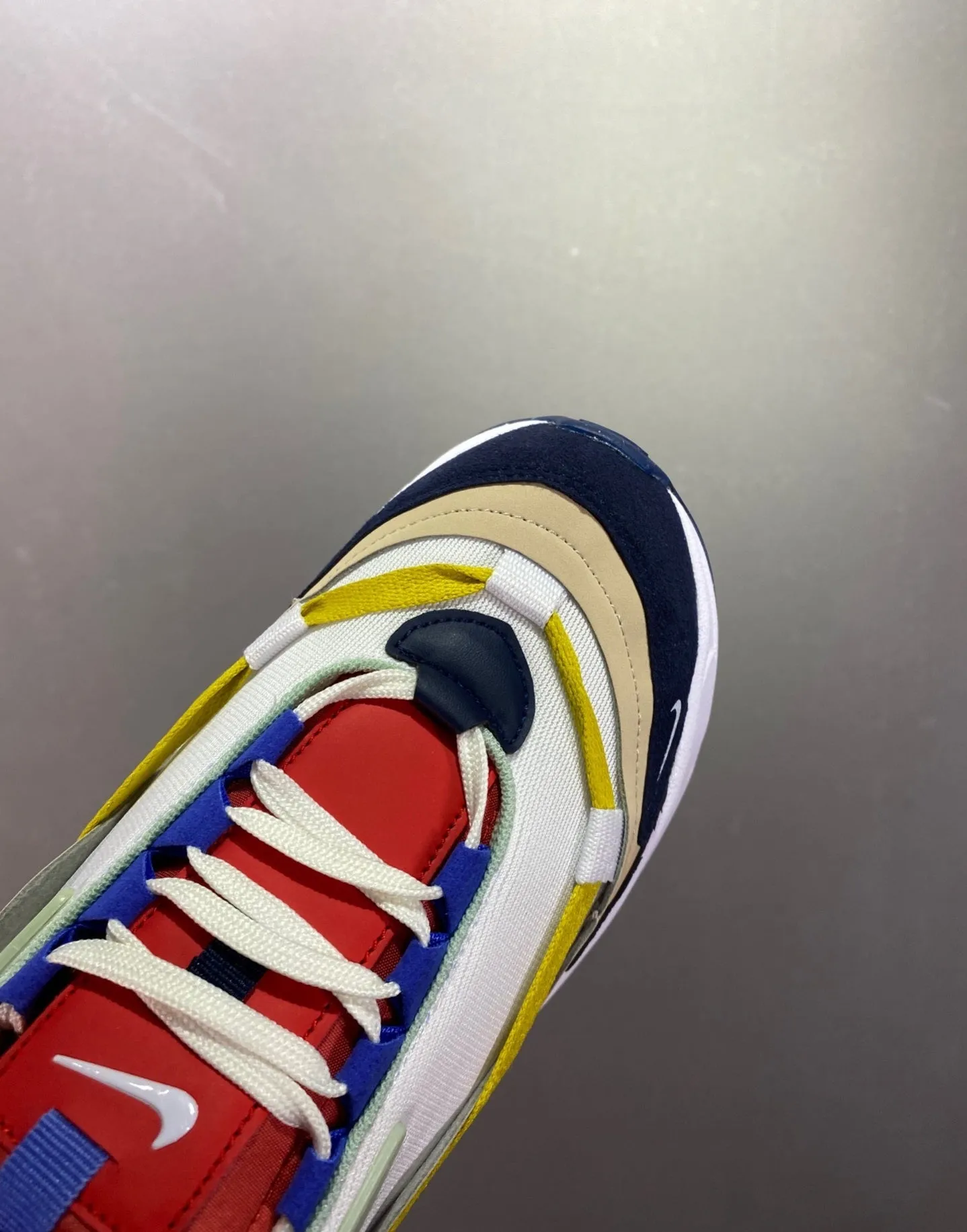 casual running shoes Stability Pad Air Max Furyosa Rattan Summit White Obsidian CZ4149-200