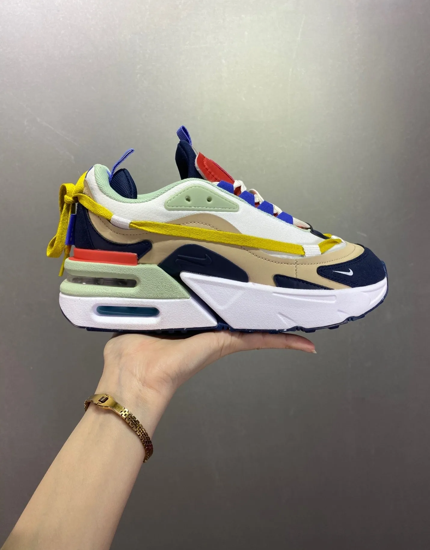 Air Max Furyosa Rattan Summit White Obsidian CZ4149-200 Moisture wicking asphalt running shoes