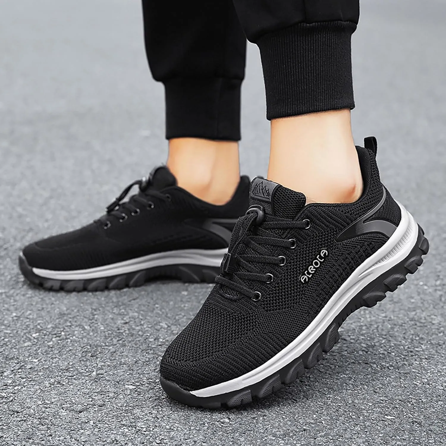 Men's Breathable Barefoot Shoes Comfortable Lightweight Casual Walking Shoe Arch Support Walking Shoes for Men