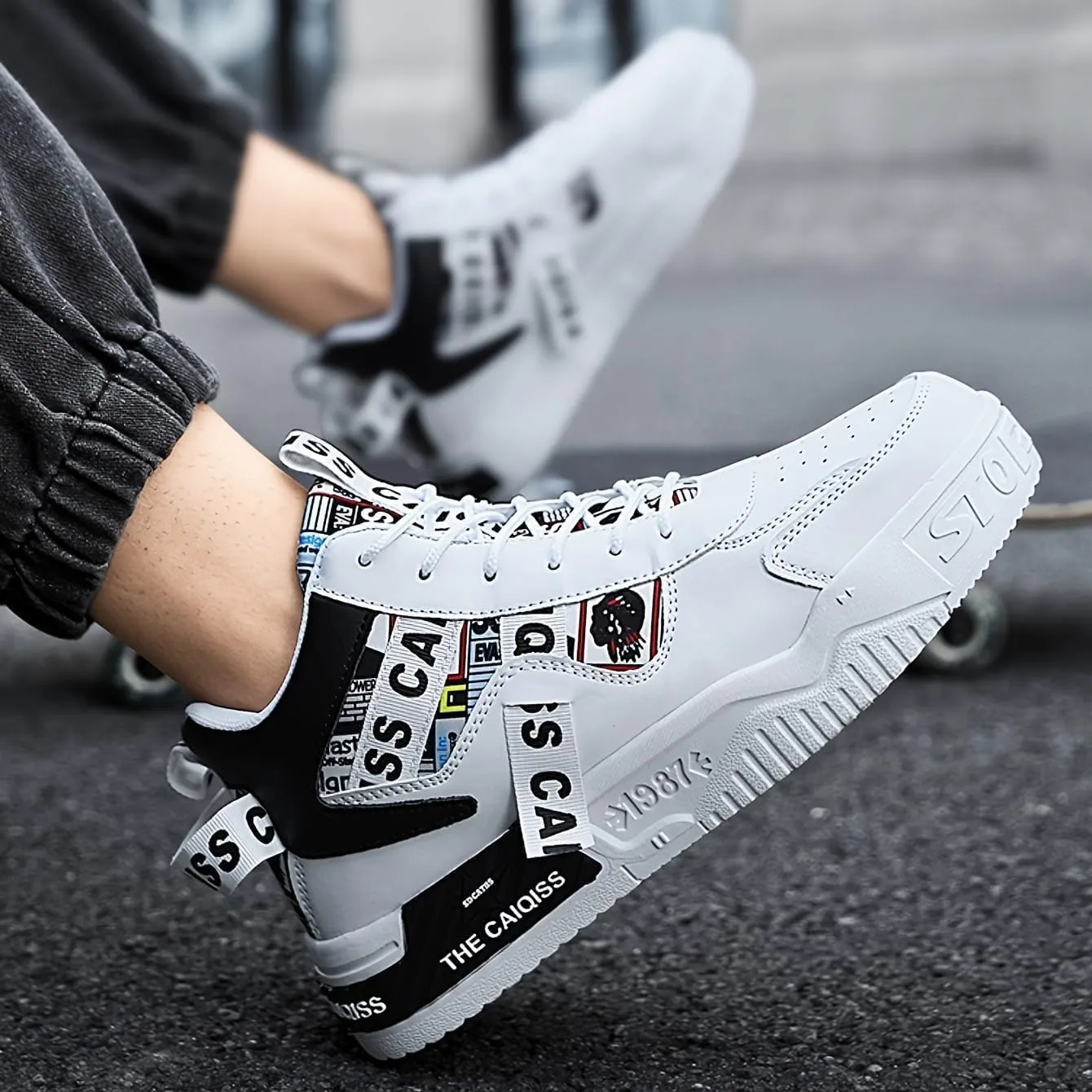 Men’s High-Top Sneakers – Thick Bottom Skate Shoes for Casual Walking, Lightweight Street Fashion Sneakers with Durable Design