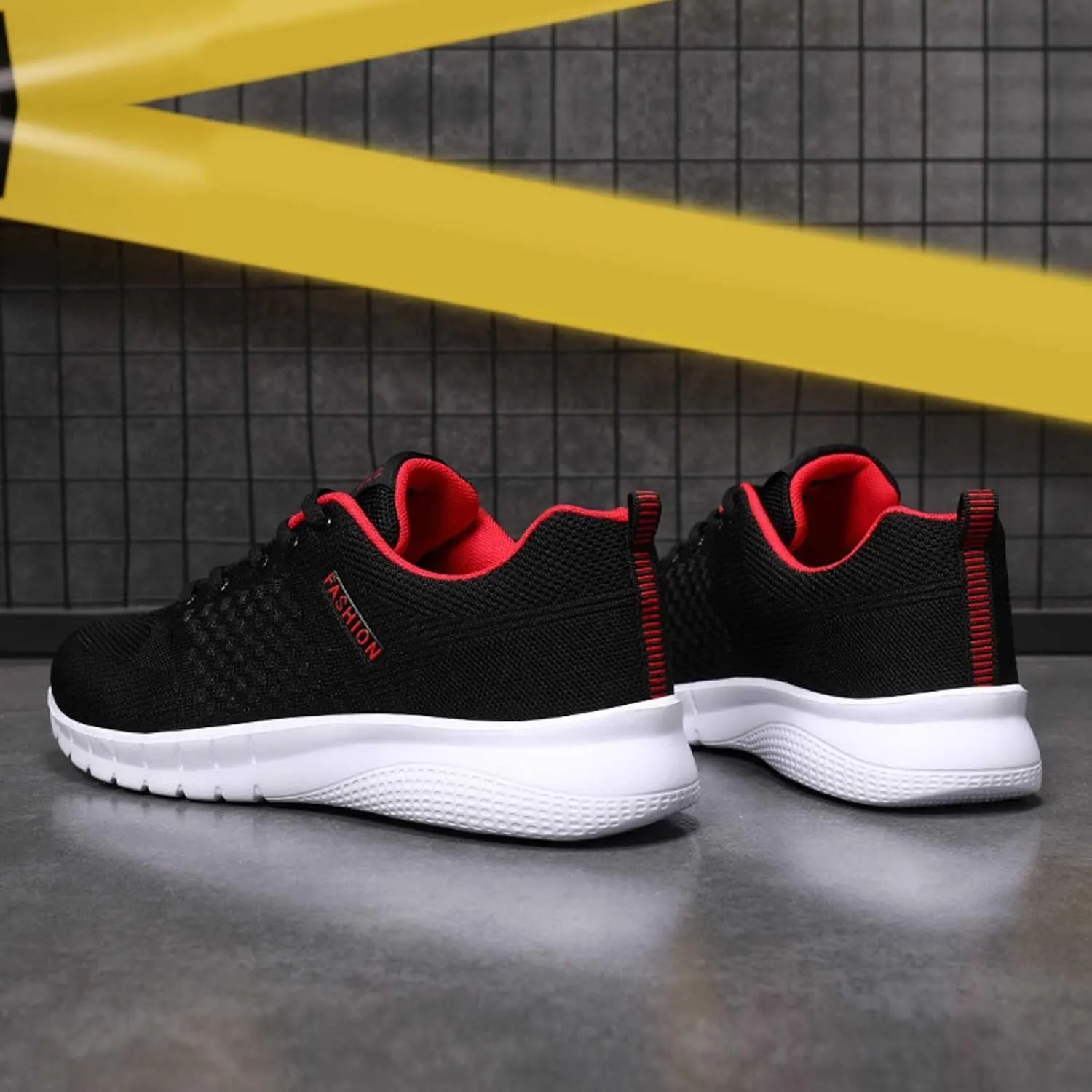 Mens Lightweight Minimalist Shoes Breathable and Light Outdoor Comfy Walking Shoe Lightweight Minimalist Shoes