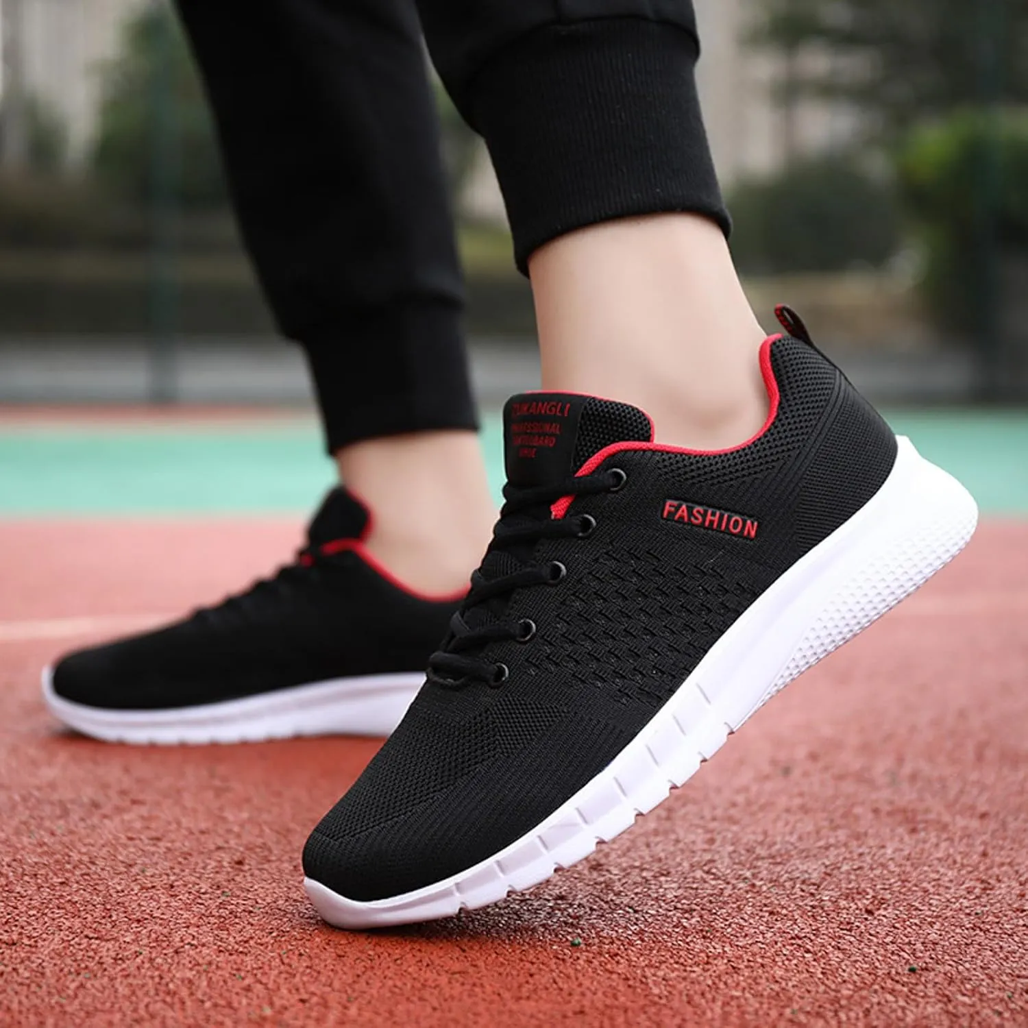 Mens Lightweight Minimalist Shoes Breathable and Light Outdoor Comfy Walking Shoe Lightweight Minimalist Shoes