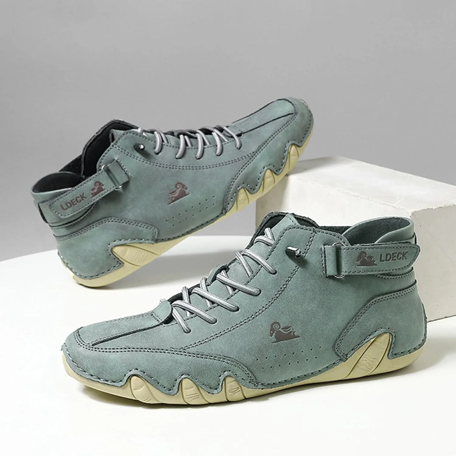 Men's Lightweight Non Slip Barefoot Shoes Breathable Casual Comfortable Walking Sneaker Casual Stretch Sneaker