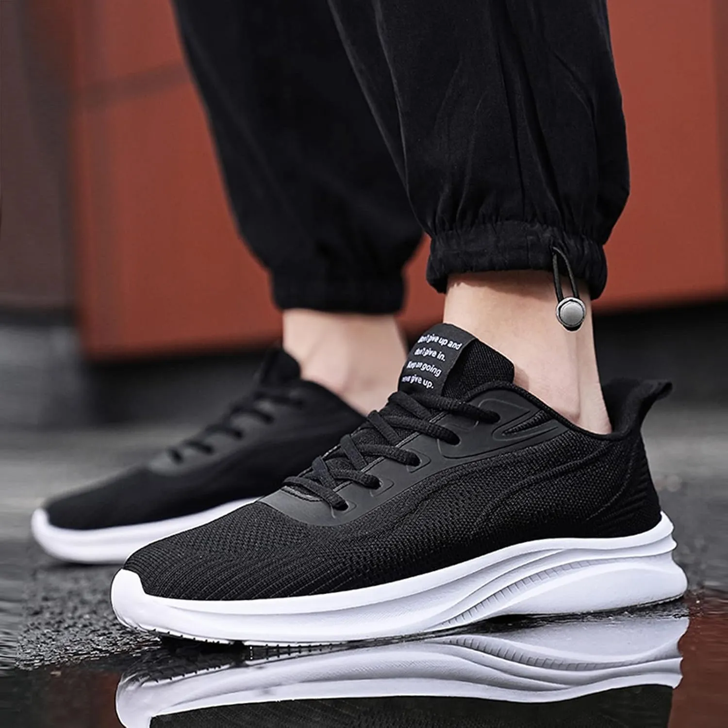 Men's Lightweight Non Slip Barefoot Shoes Outdoor Athletic Lace Up Hiking Shoe Men's Arch Support Insole Shoes