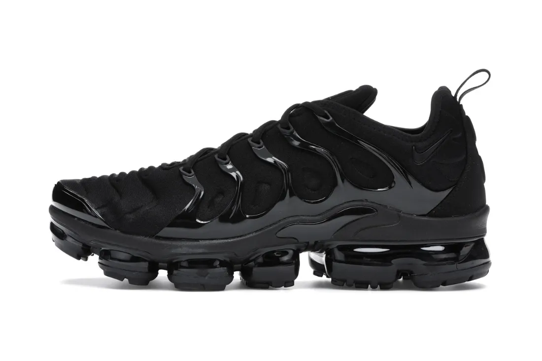 MoistureWicking running in a plateau shoes Nike Air VaporMax Plus Triple Black