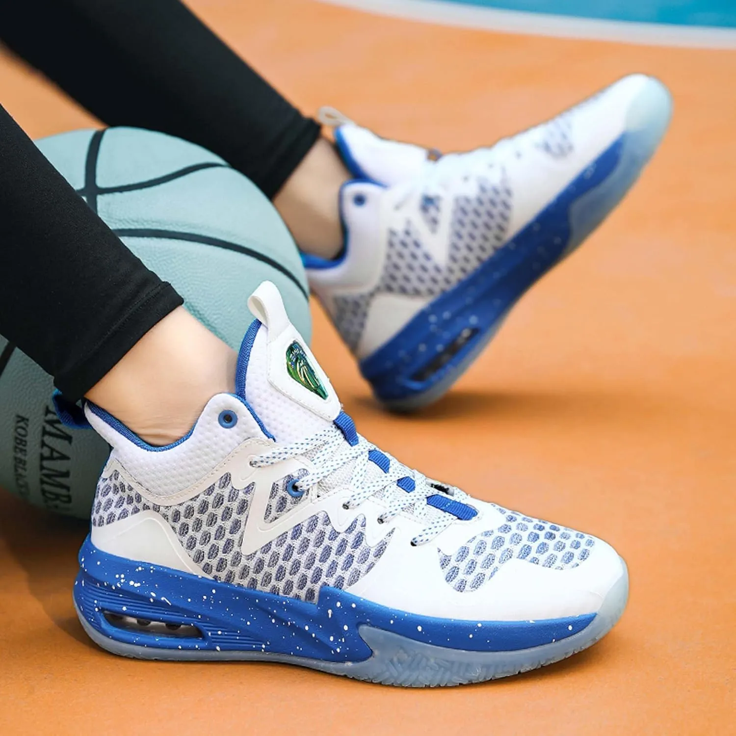 Mens White Lace Up Basketball Shoes Rubber Soles High Elasticity Running Shoes Comfortable and Breathable Badminton Sports Shoes Anti Slip and Wear Resistant Outdoor Hiking Shoes Fitness Shoes