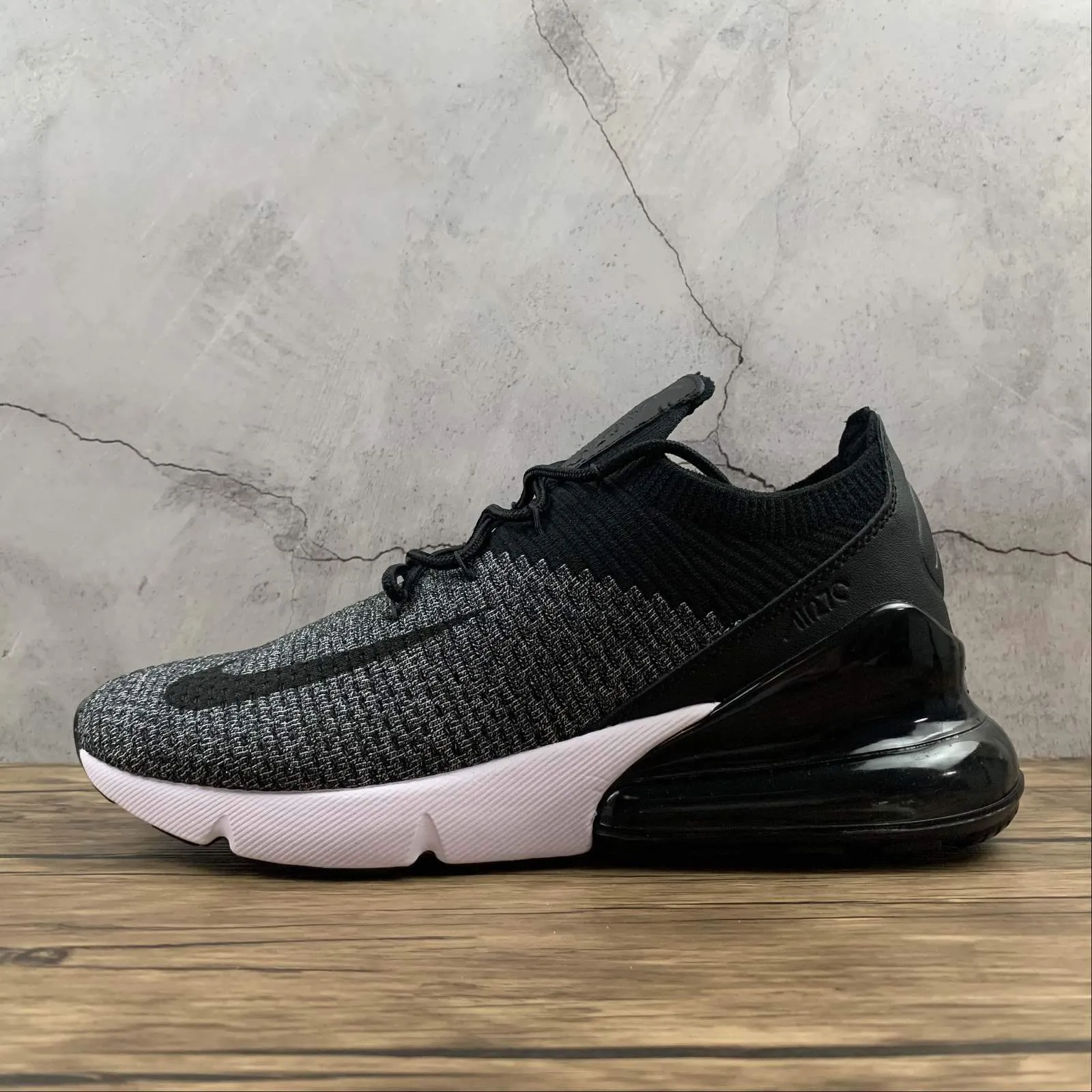 Puncture - resistant quiet - operation - noiselessness shoes Air Max 270 Black Dk.Grey AO1023-001