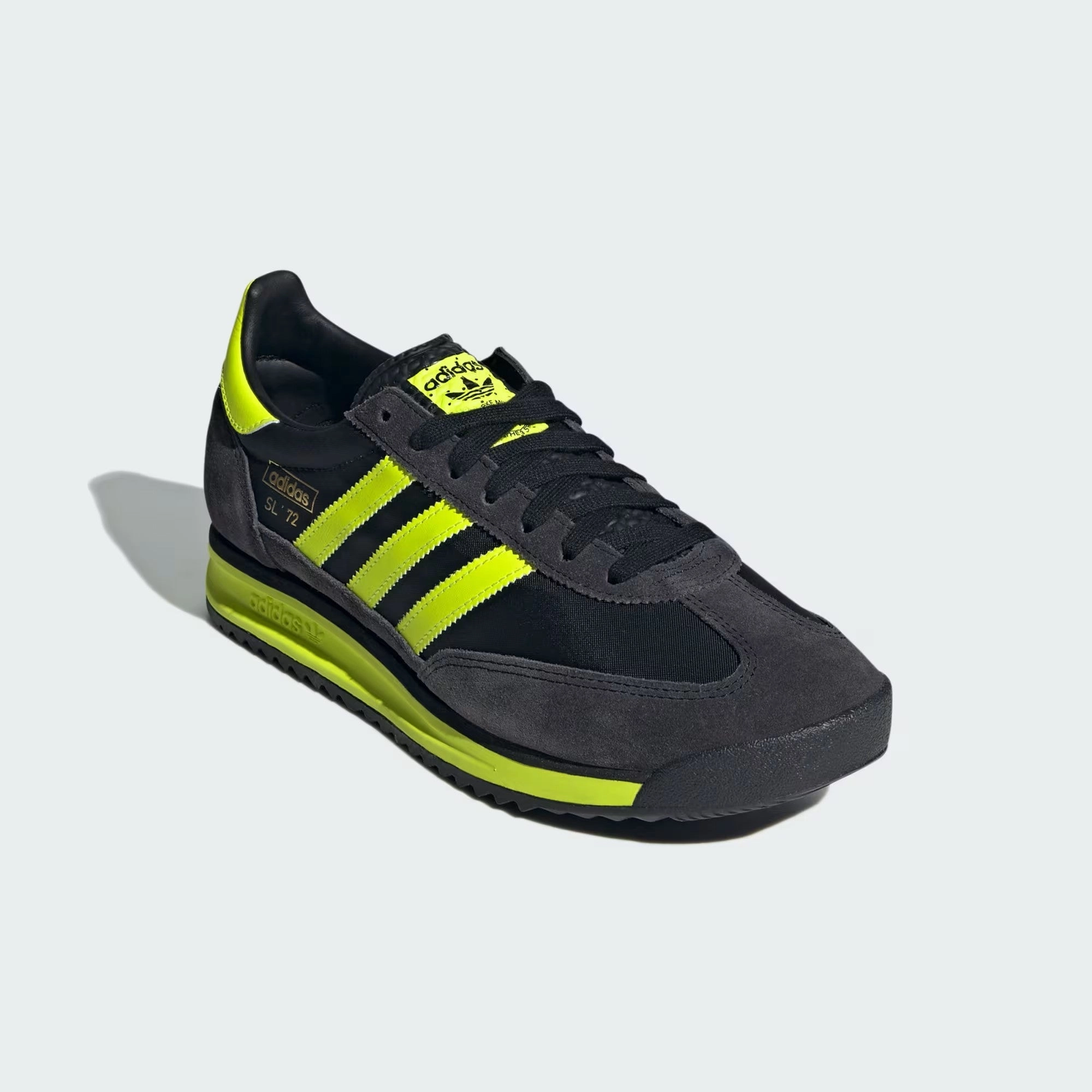 running shoes for fitness - oriented men Adidas SL 72 RS Core Black Solar Yellow Gold Metallic IG4647