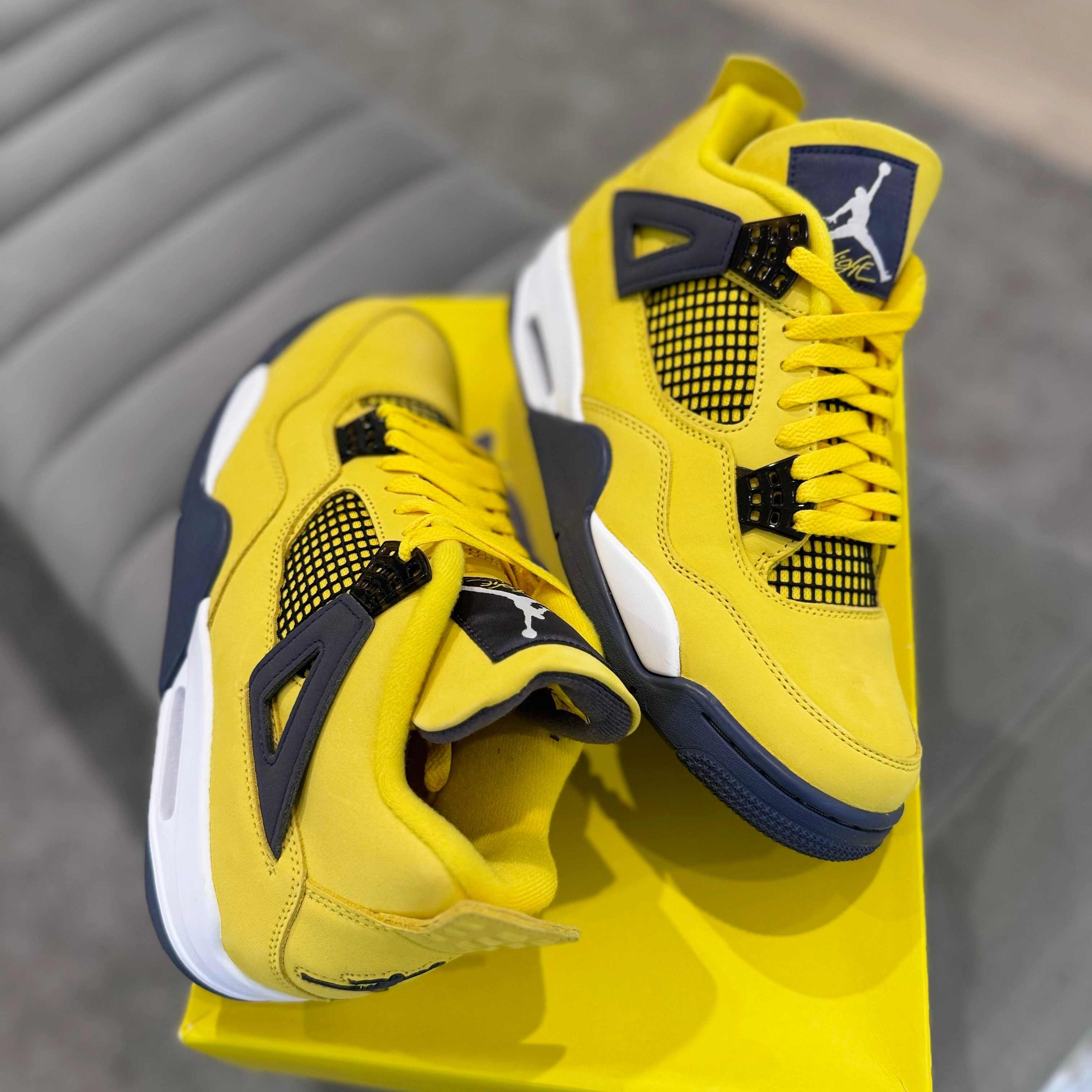 JORDAN 4 'LIGHTNING' Energy Flow
