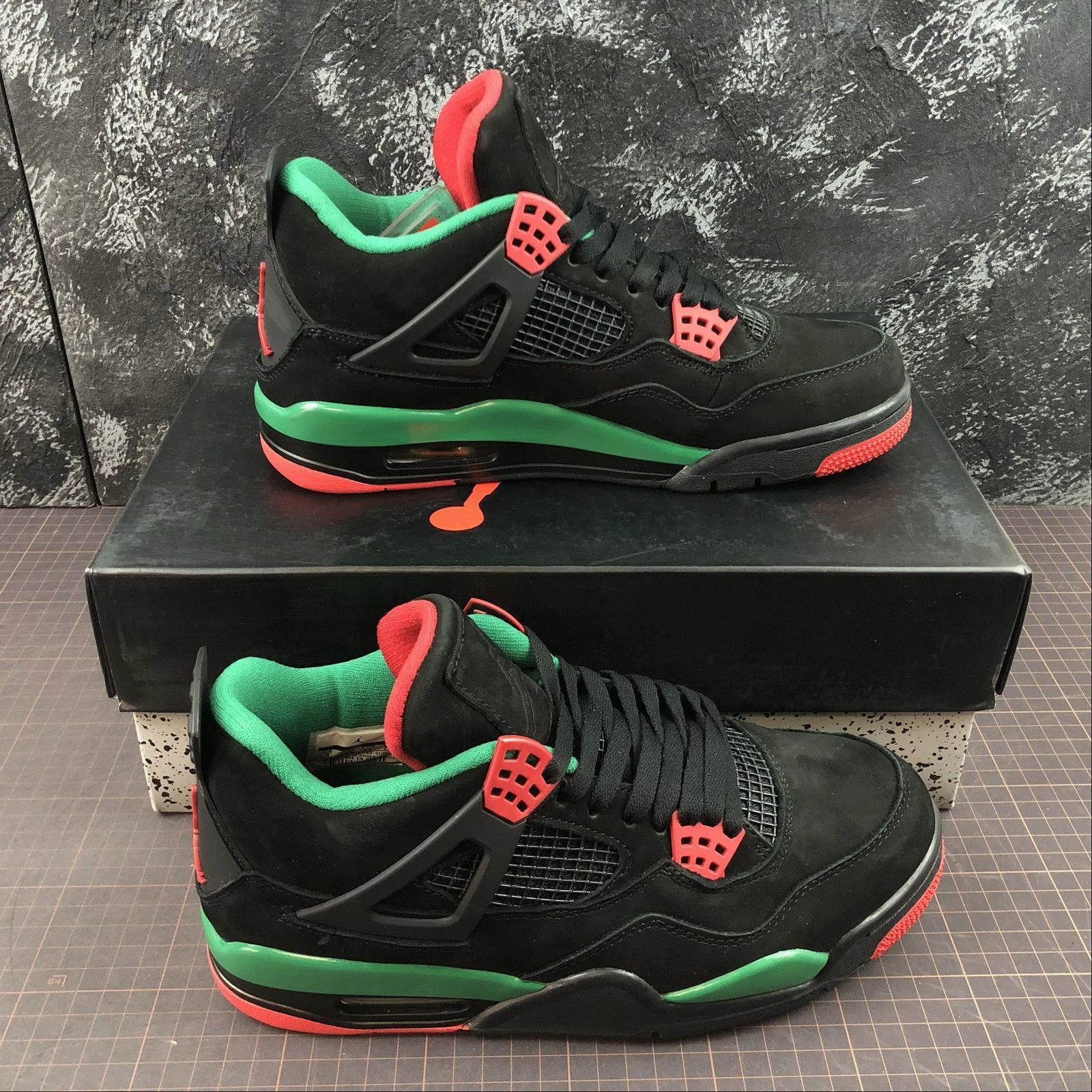 Air Jordan 4 Retro NRG Black Gorge Green-Varsity Red AQ3816-063 Neutral Stance