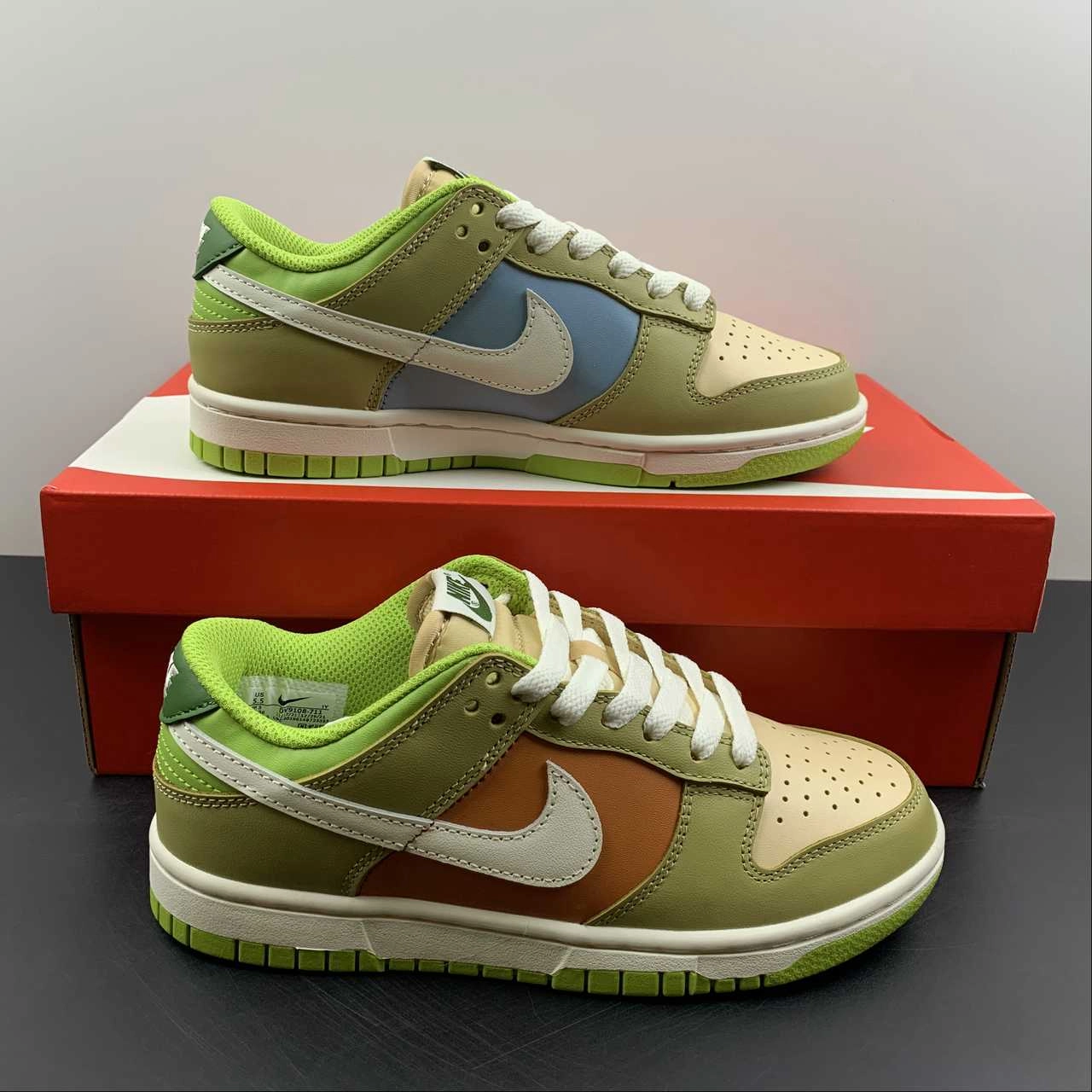 Elastic Sides SB Dunk Low Barley Yellow White Bright Green Sail DV9108-711