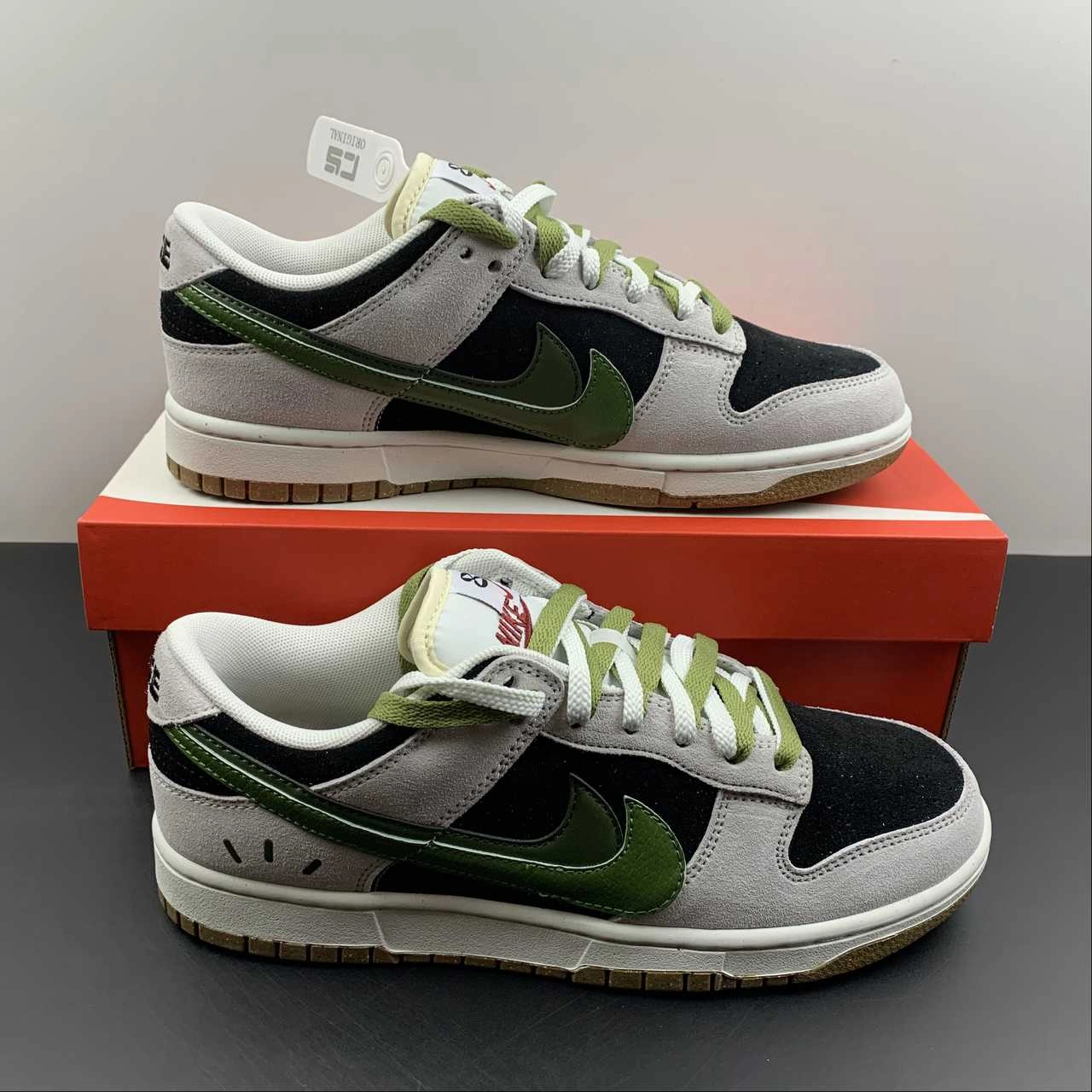 Everyday Runner SB Dunk Low 85 Black Light Grey Green DO9457-124