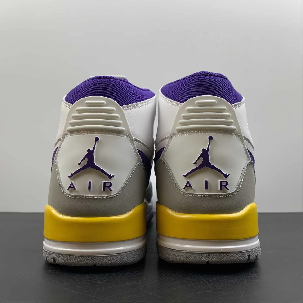 Court Cushioning Response System Air Jordan Legacy 312 High White Purple Yellow AV3922-157