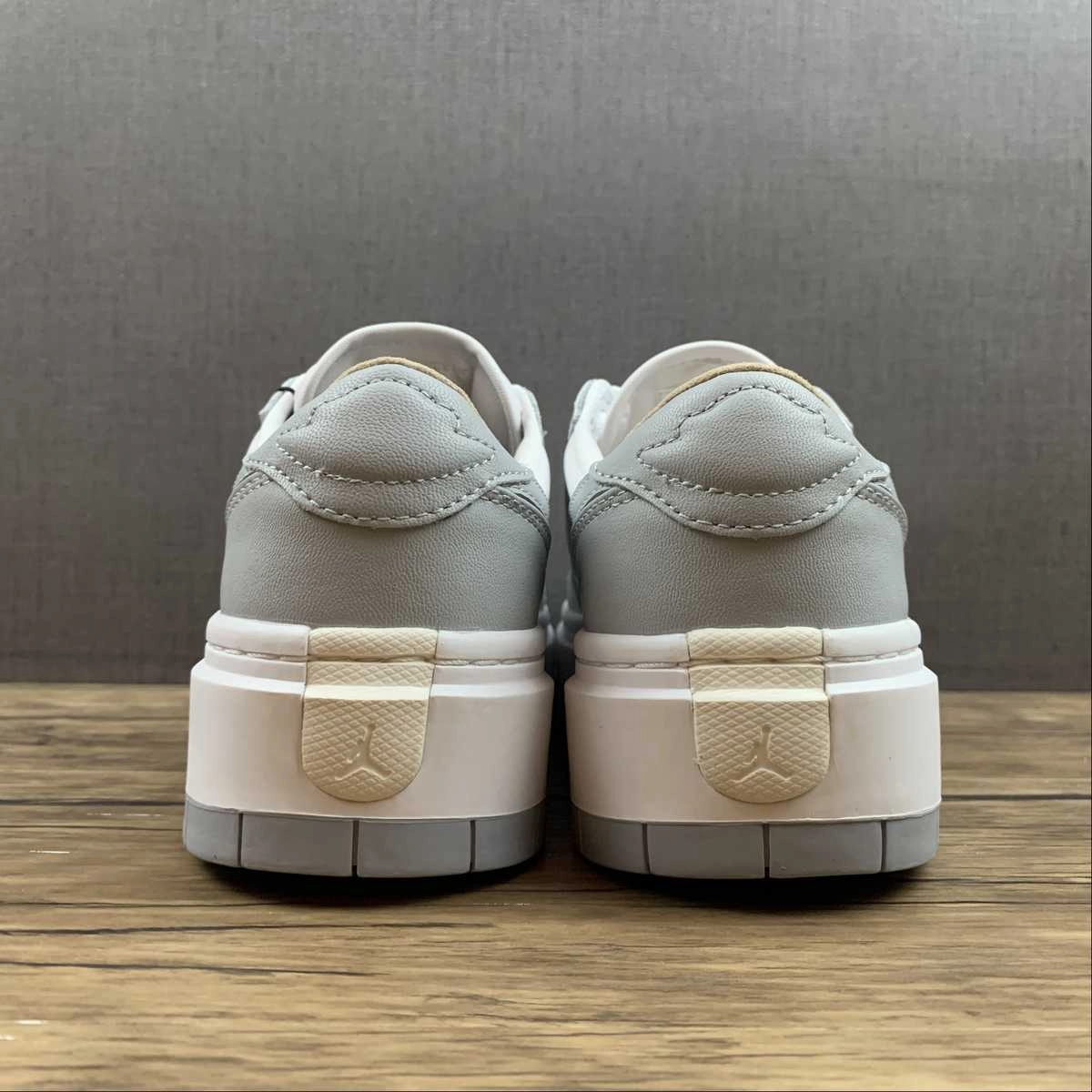 Air Jordan 1 Elevate Low Wolf Gray White DH7004-100 Supportive touch