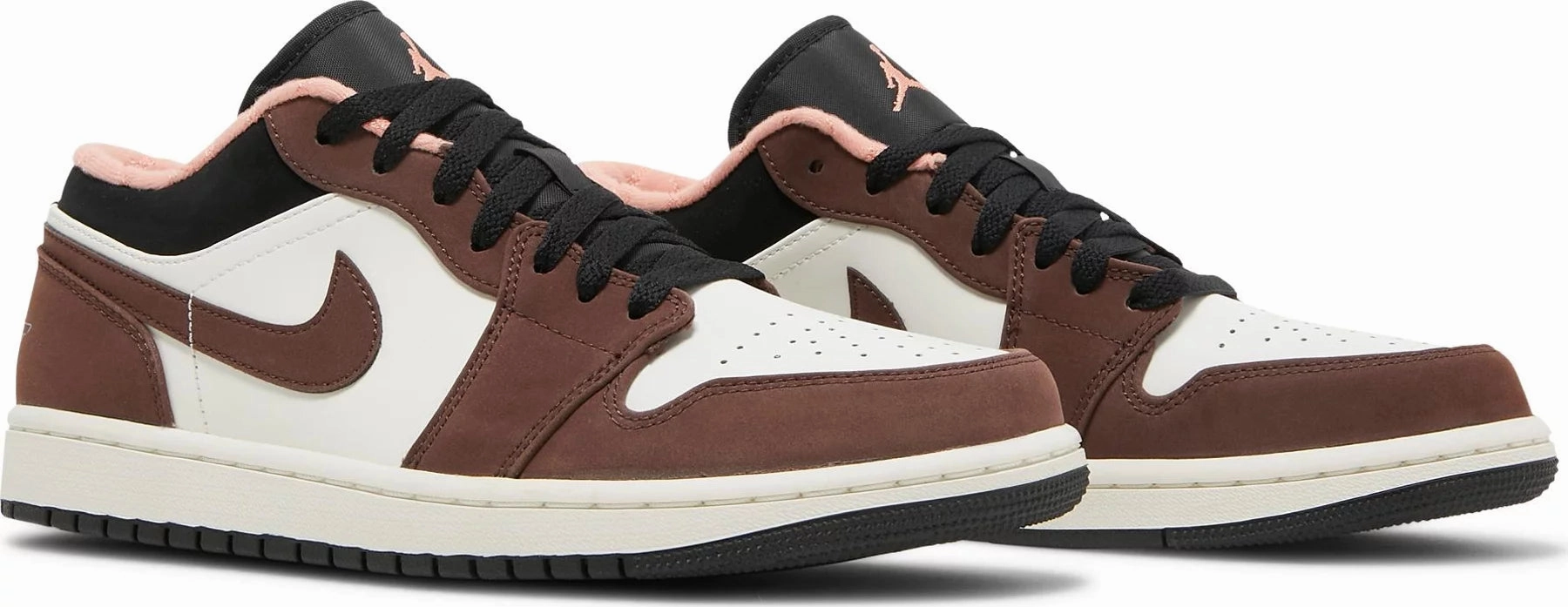 Gym workout Nike Jordan 1 Low Mocha