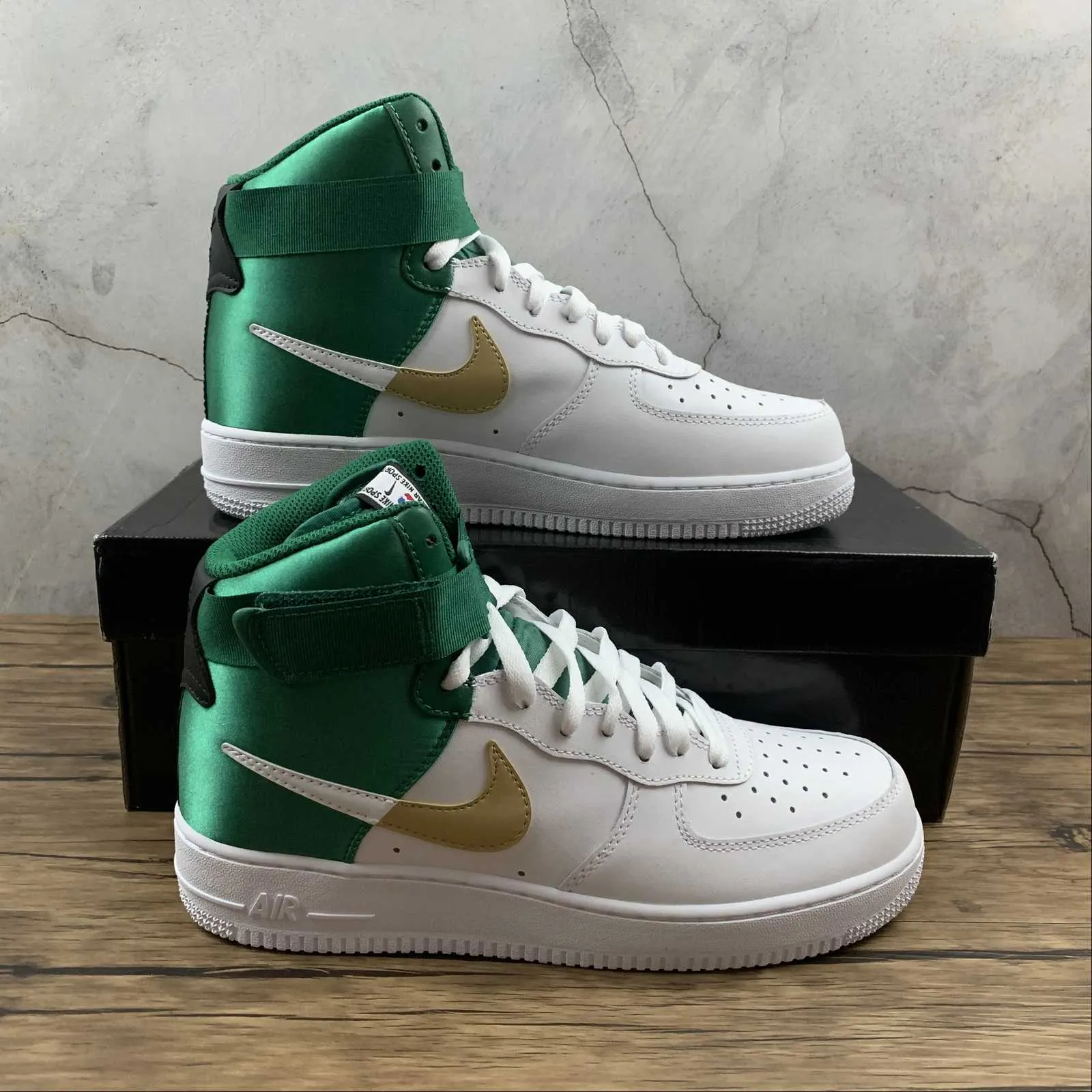 Air Force 1 High 07 LV8 NBA Celtics Slow Pace