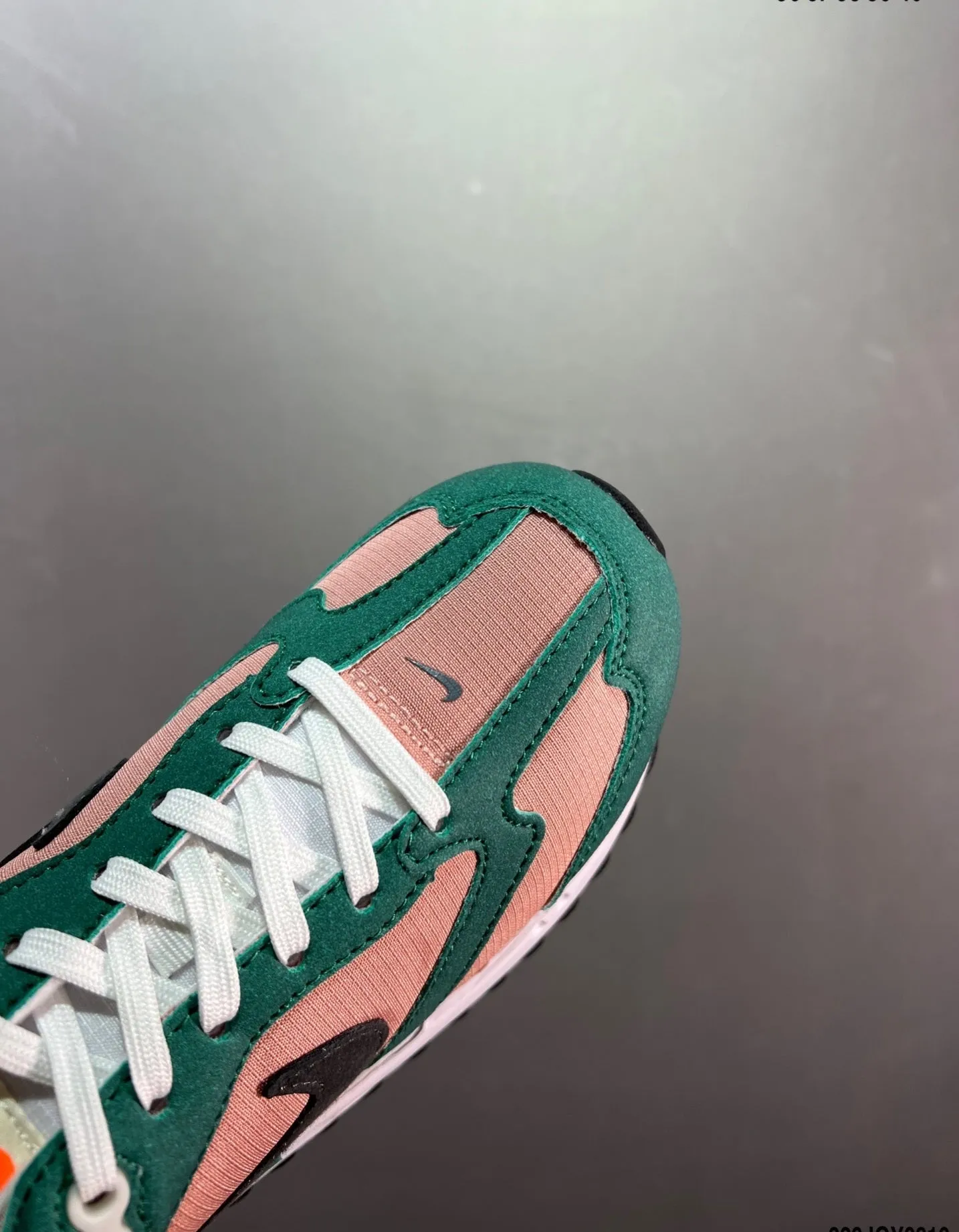 Reinforced toe Air Max Dawn Rust Pink Jade Glaze DC4068-600