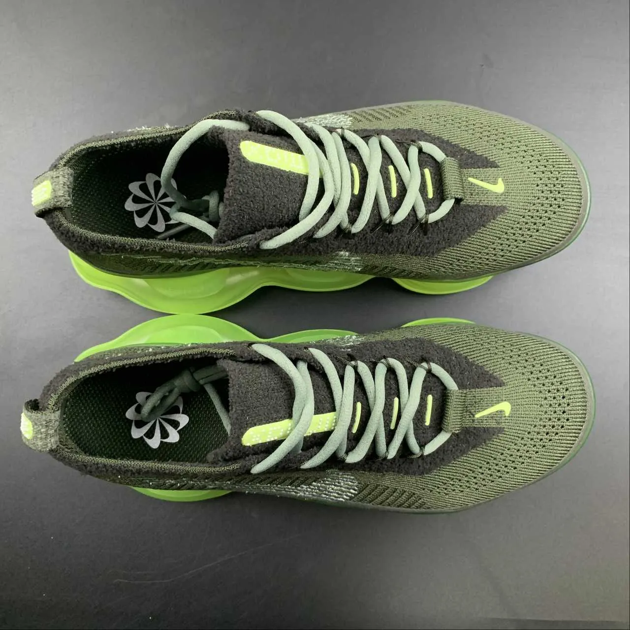 anti - slip running shoes Air Max Scorpion FK Barely Volt Jade Horizon Cargo Khaki DJ4701-300