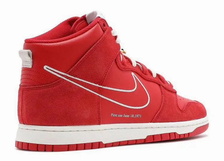Water Resistant Knit Nike Dunk High First Use Red