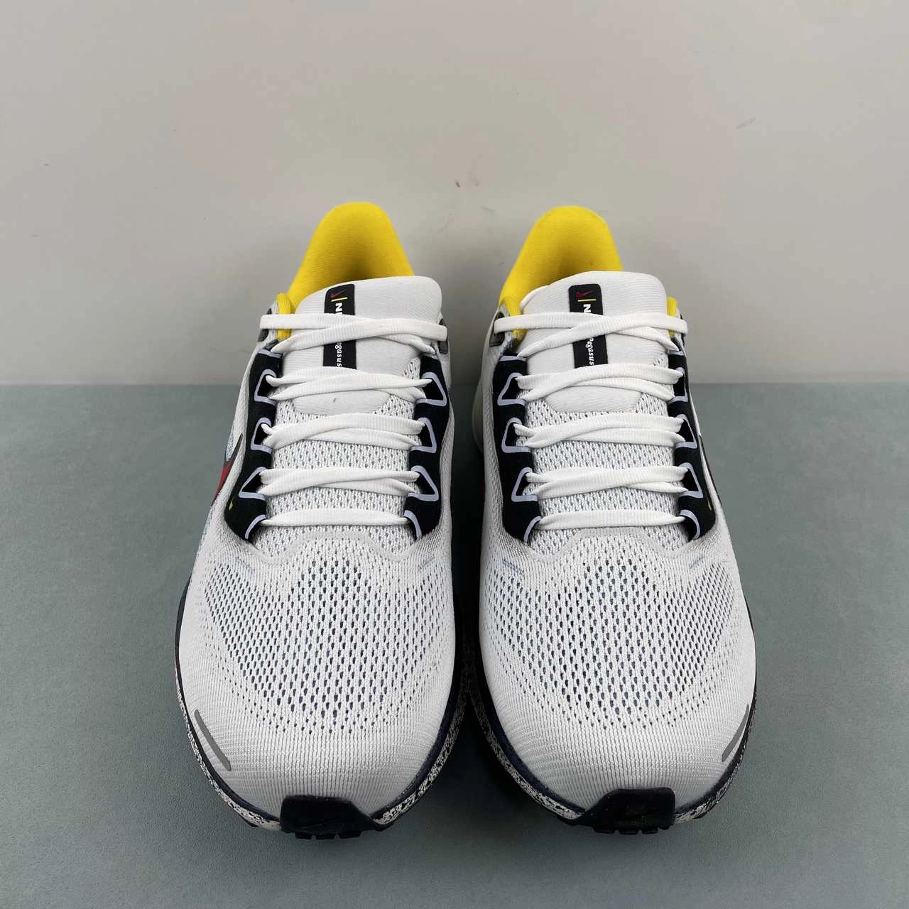 Air Zoom Pegasus 41 White Psychic Blue Speed Yellow Speed Red HJ9068-100 Running Path Foot Pressure