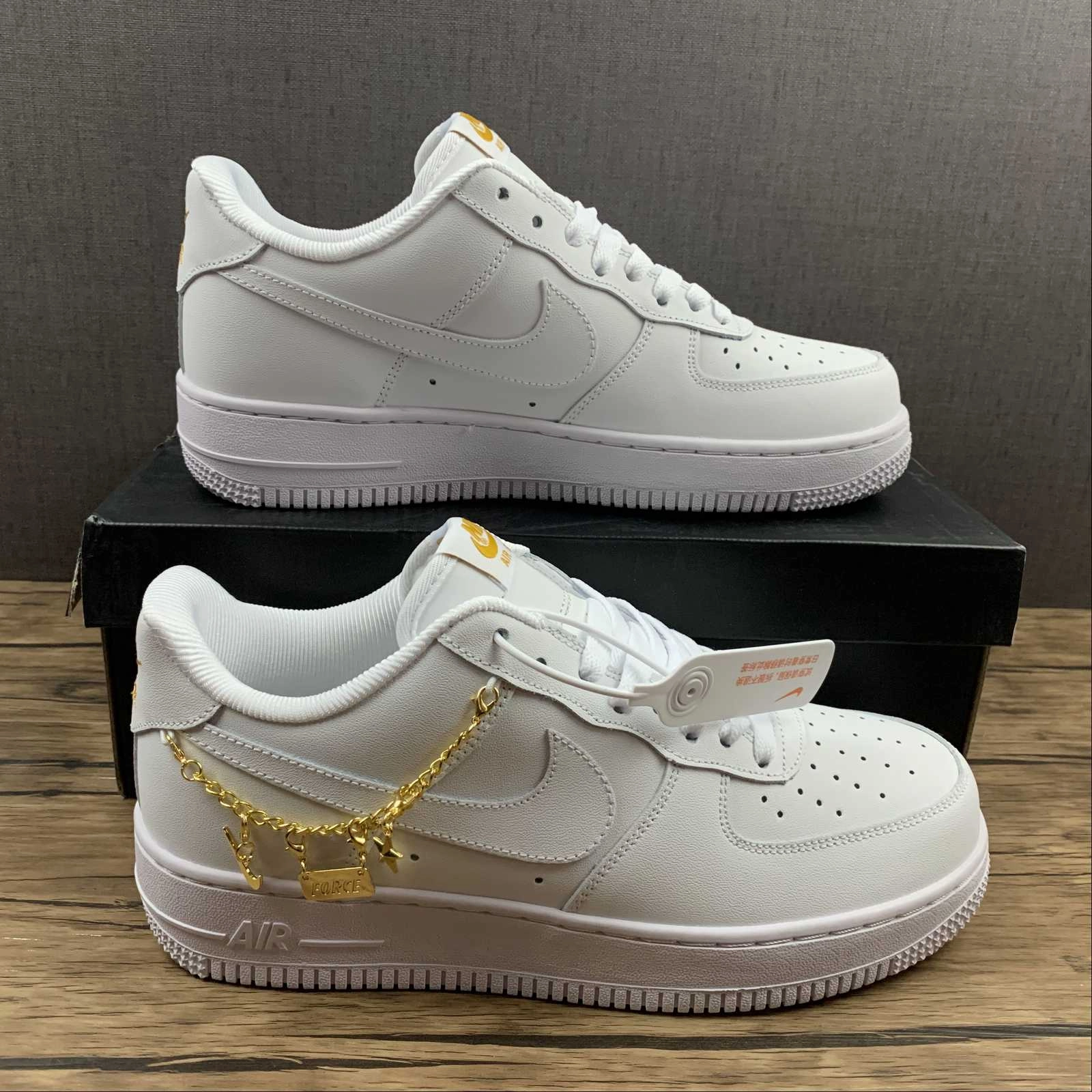 Mesh   lined Comfort Walk Air Force 1 07 LX White White-Metallic Gold DD1525-100