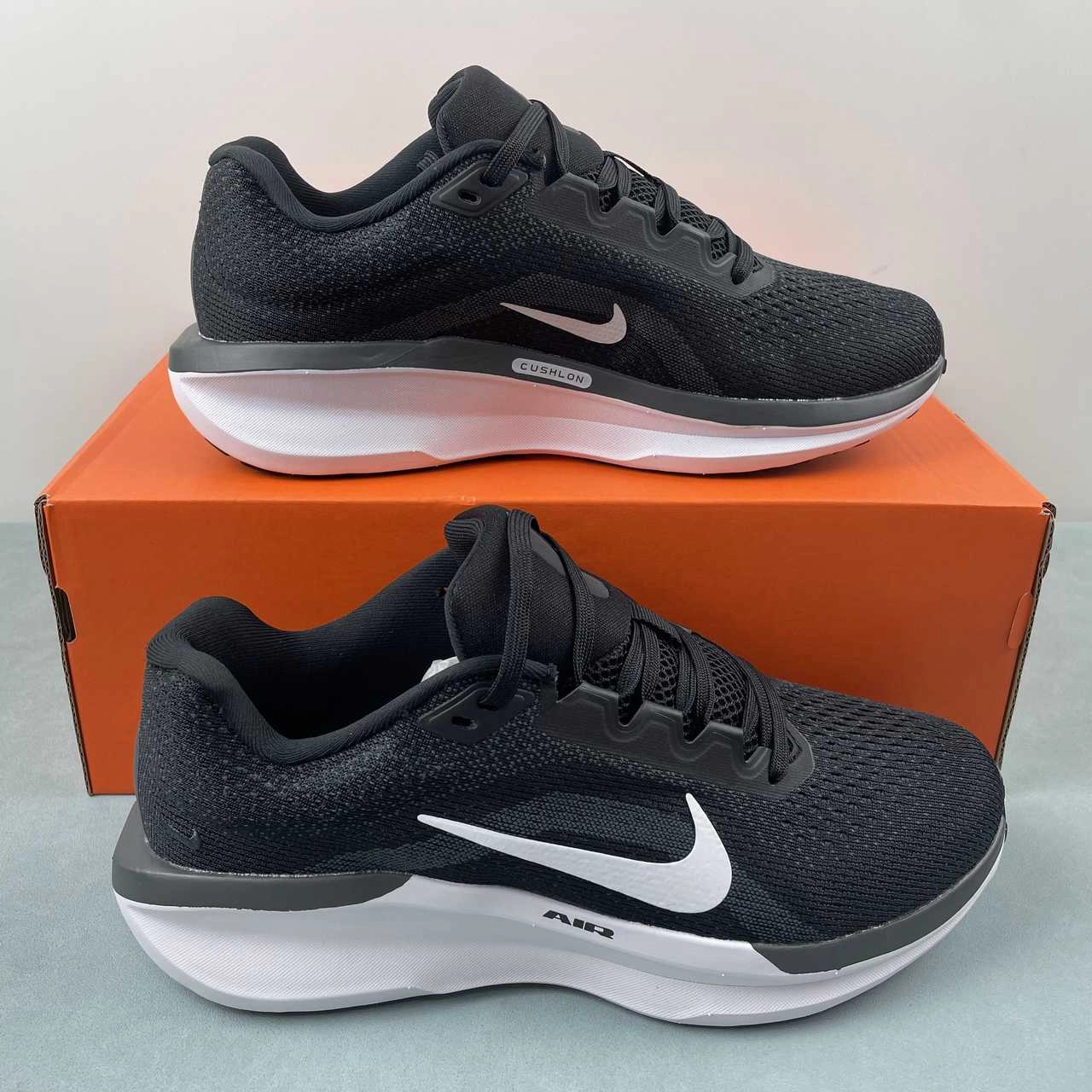 Air Winflo 11 White Black FJ9509-001 Tread Design