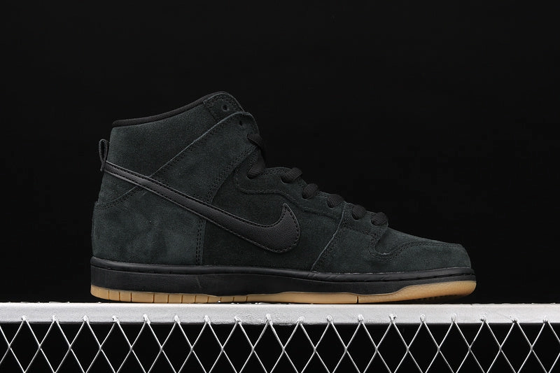 Dunk High Pro SB Black Black-Gum Light Brown 305050-029 Smooth Wear