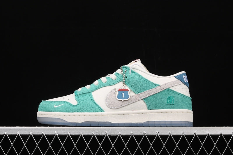 Runner's Choice Kasina x SB Dunk Low Road Sign Neptune Green CZ6501-101