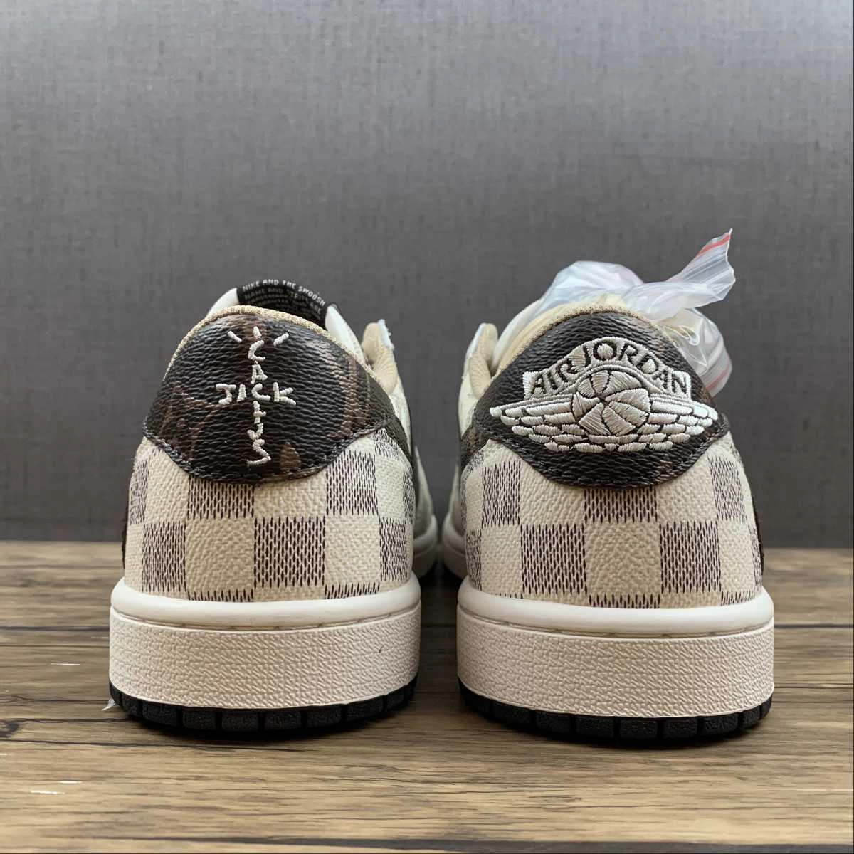 Air Jordan 1 Retro Low OG SP ??Travis Scott and Louis Vuitton?? DM7866-616 Classic Base