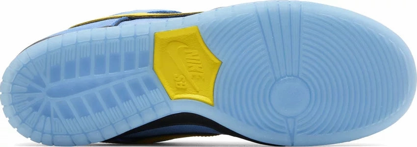 Nike Dunk Low SB x The Powerpuff Girls Bubbles Walking Ease