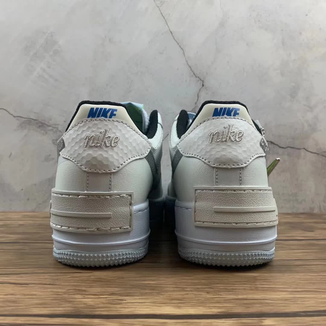 Air Force 1 Shadow Snakeskin Pure Platinum Light Bone Hydrogen Blue Smoke Grey CV3027 001 Lightweight Construction