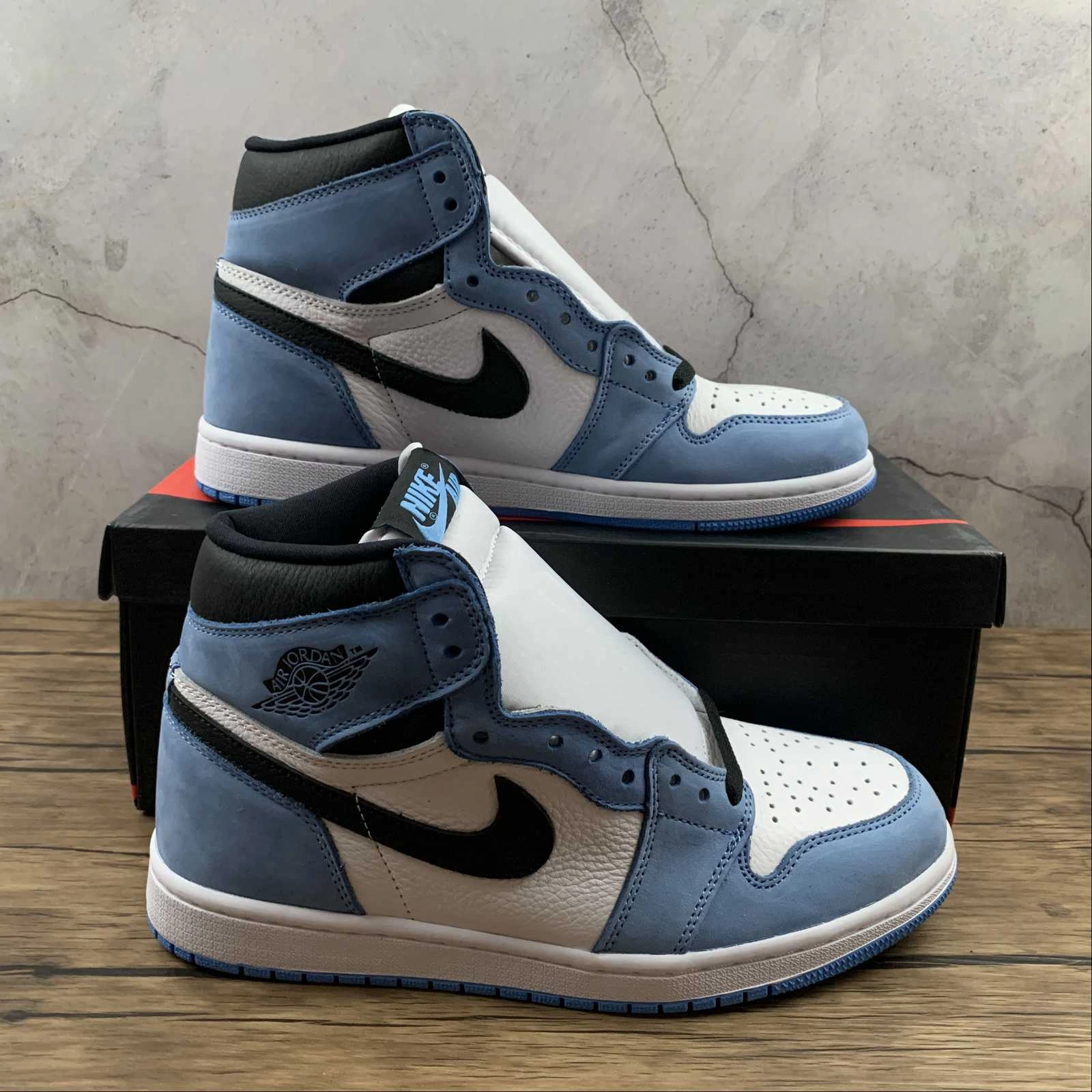 Air Jordan 1 Retro High OG White Black University Blue (2021) 555088-134 Midsole Cushion